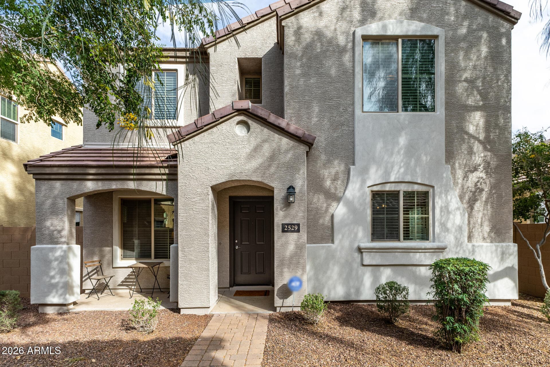 2529 E Vermont Dr — photo 1