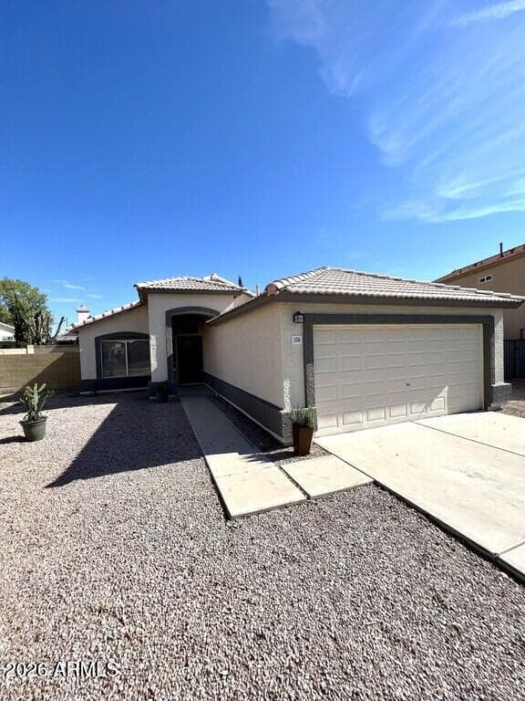 1376 E Tradewind Dr — photo 1