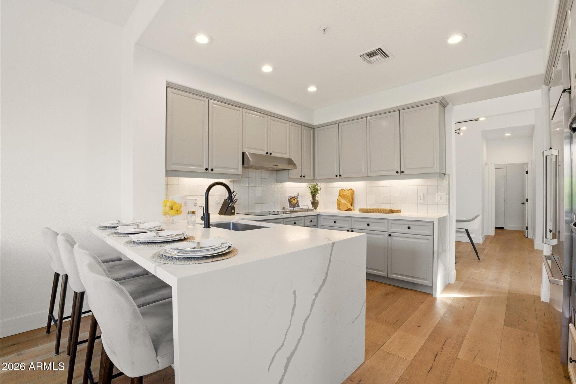 8989 N Gainey Center Dr 101 — photo 2