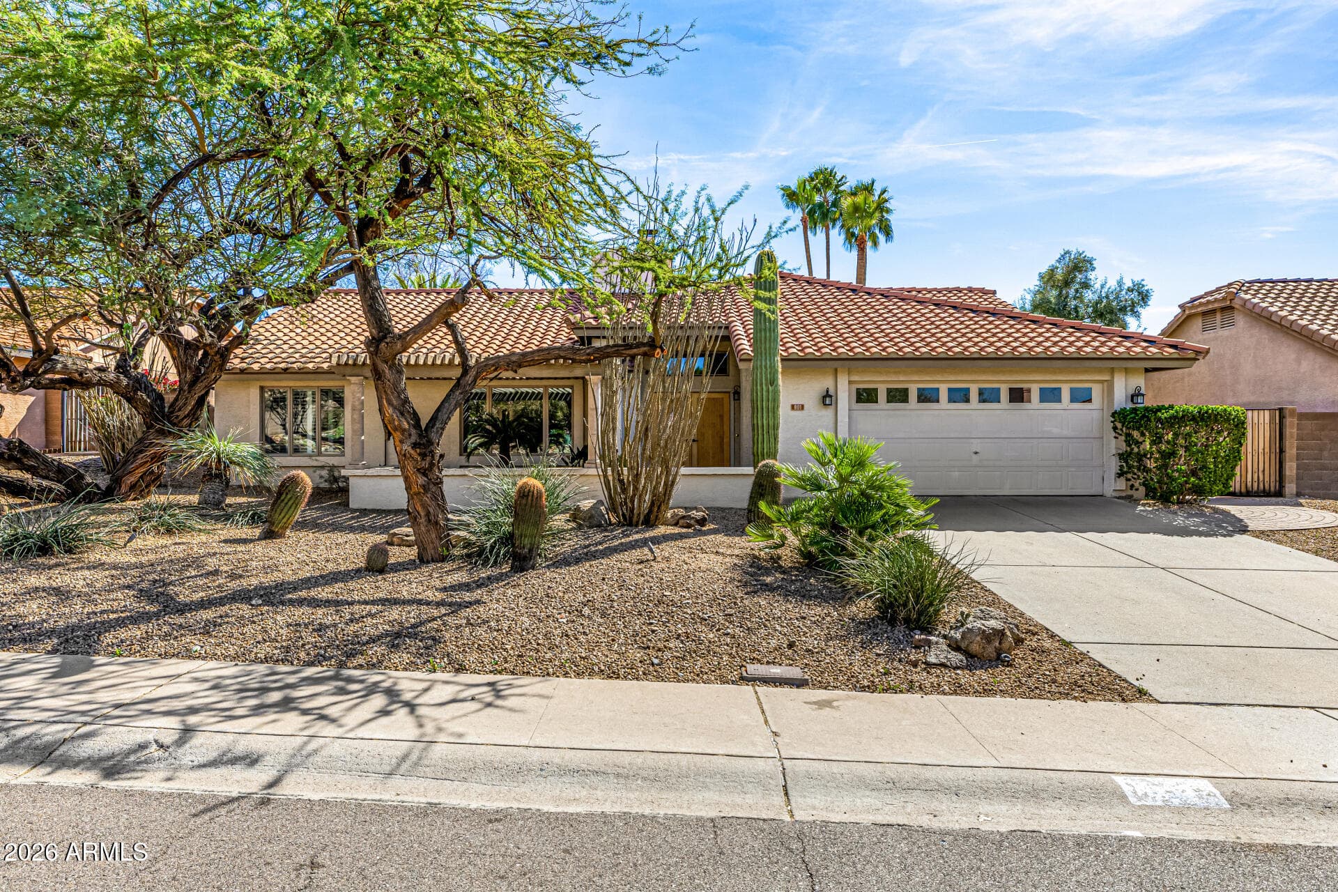 801 E Acoma Dr — photo 1