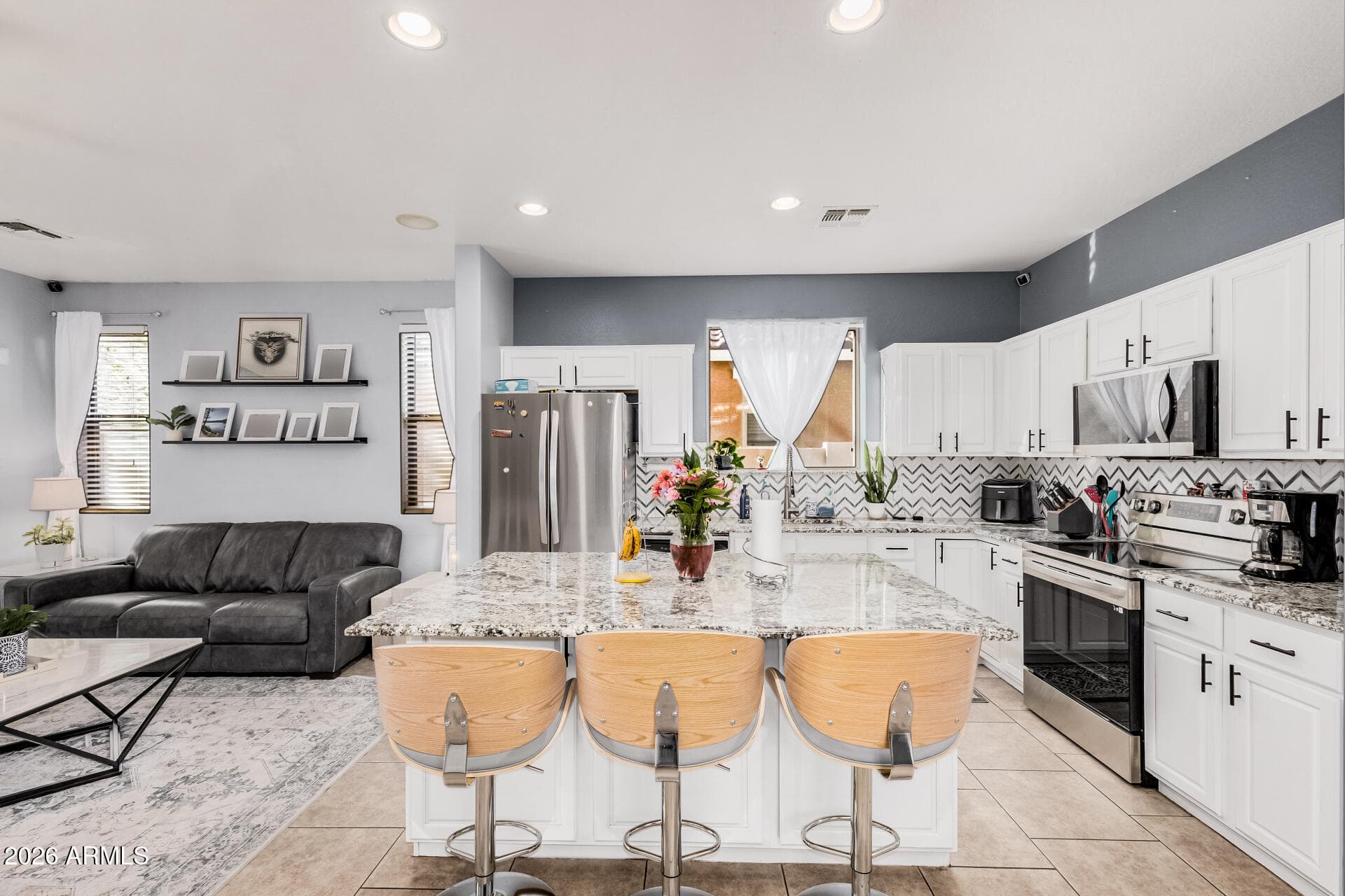 3891 E Melrose St — photo 1