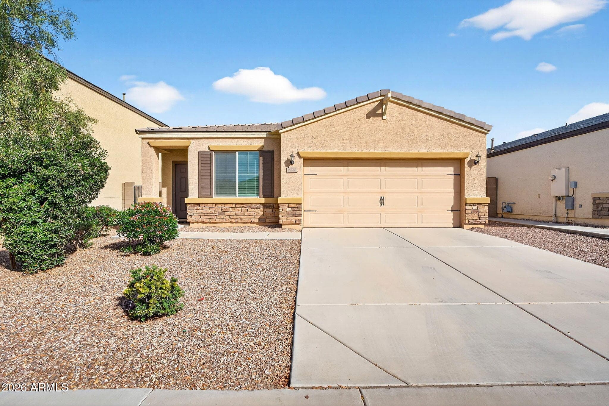 8222 W Wood Ln — photo 1