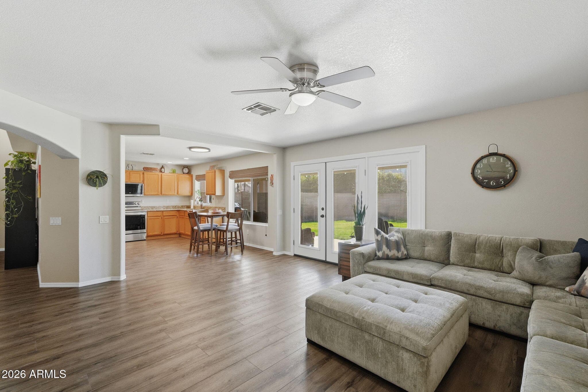 15873 N 11th Ave — photo 1