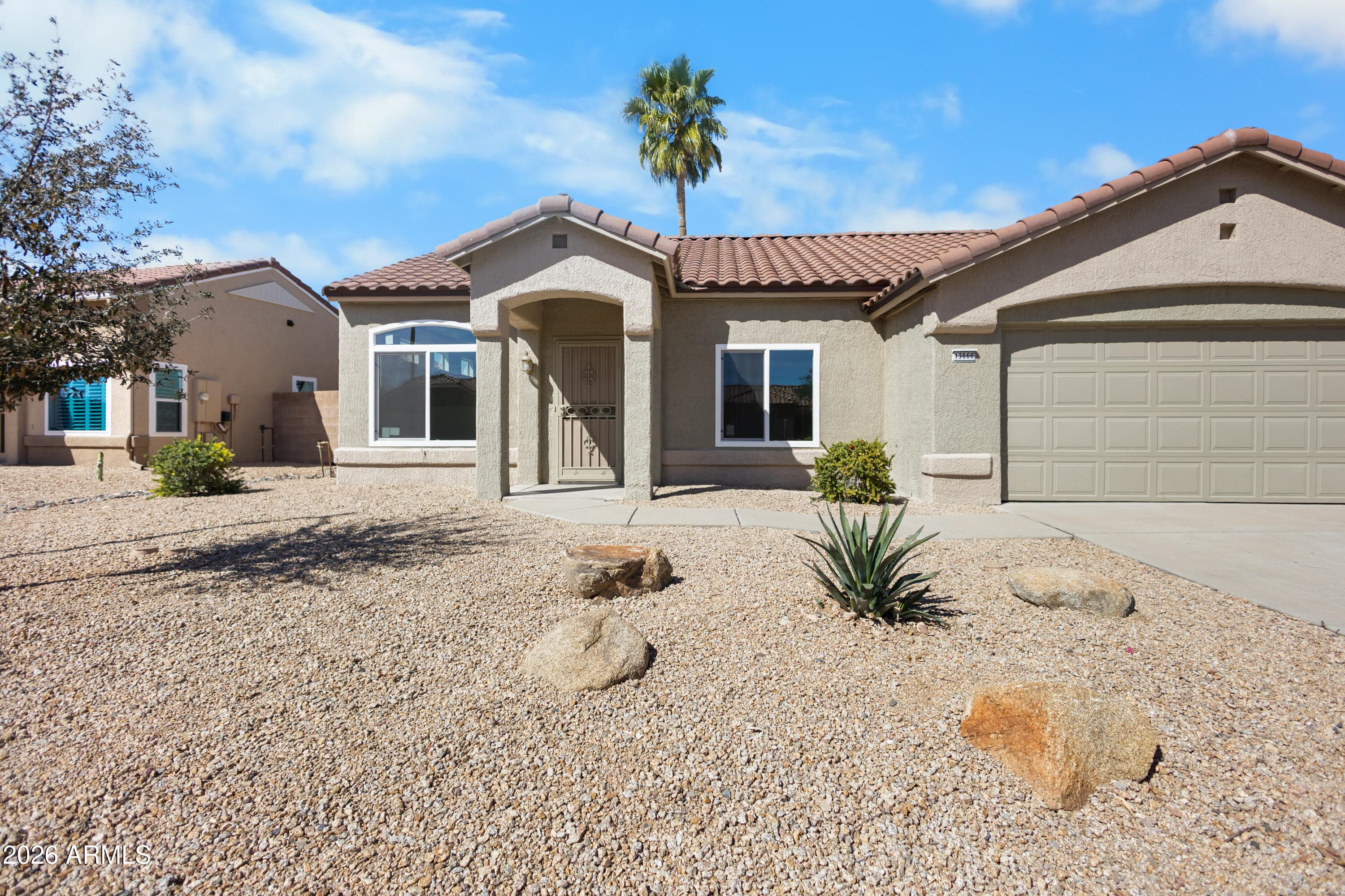 13666 W Antelope Dr — photo 2