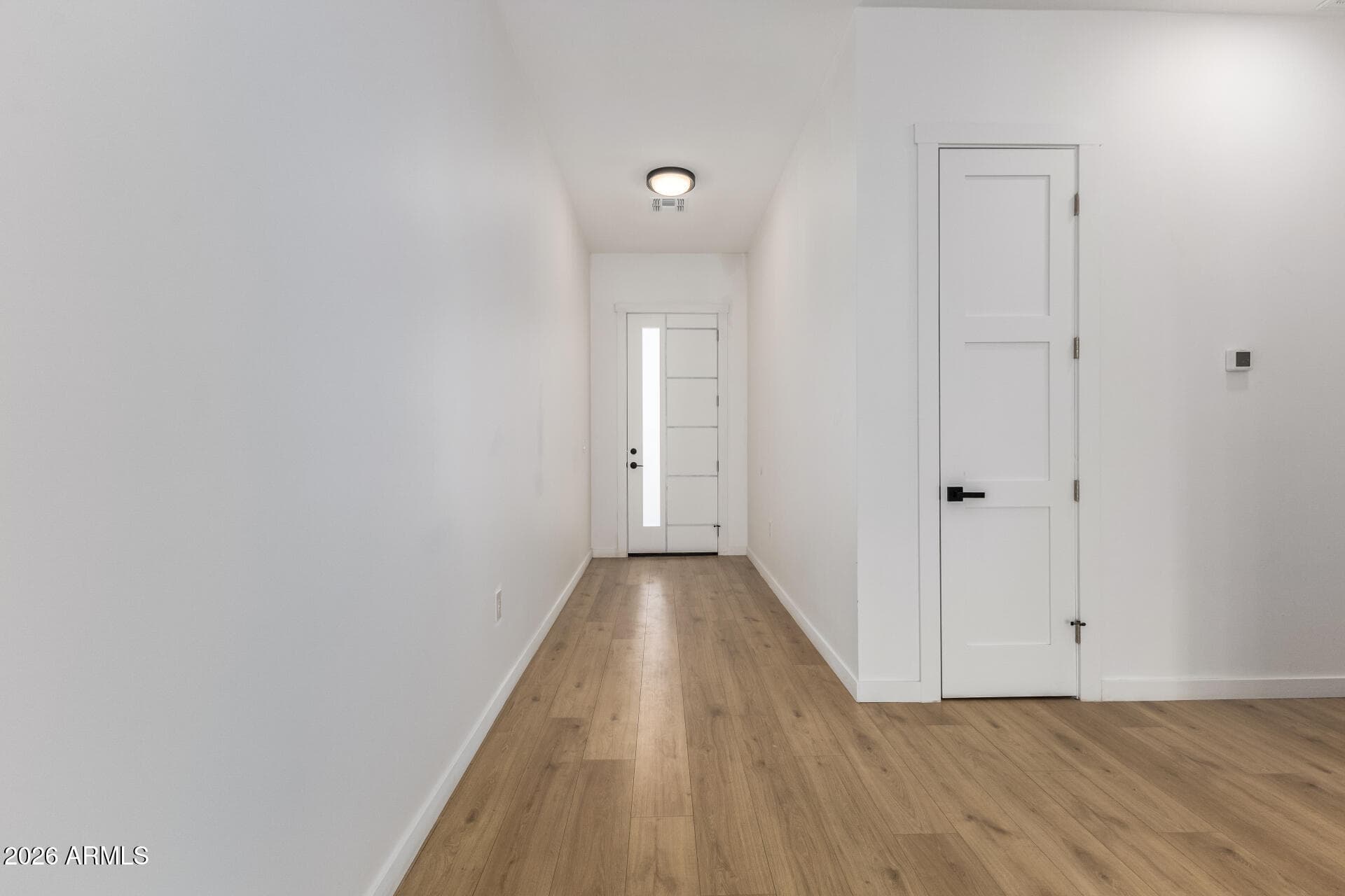 11415 N 58th Dr — photo 2