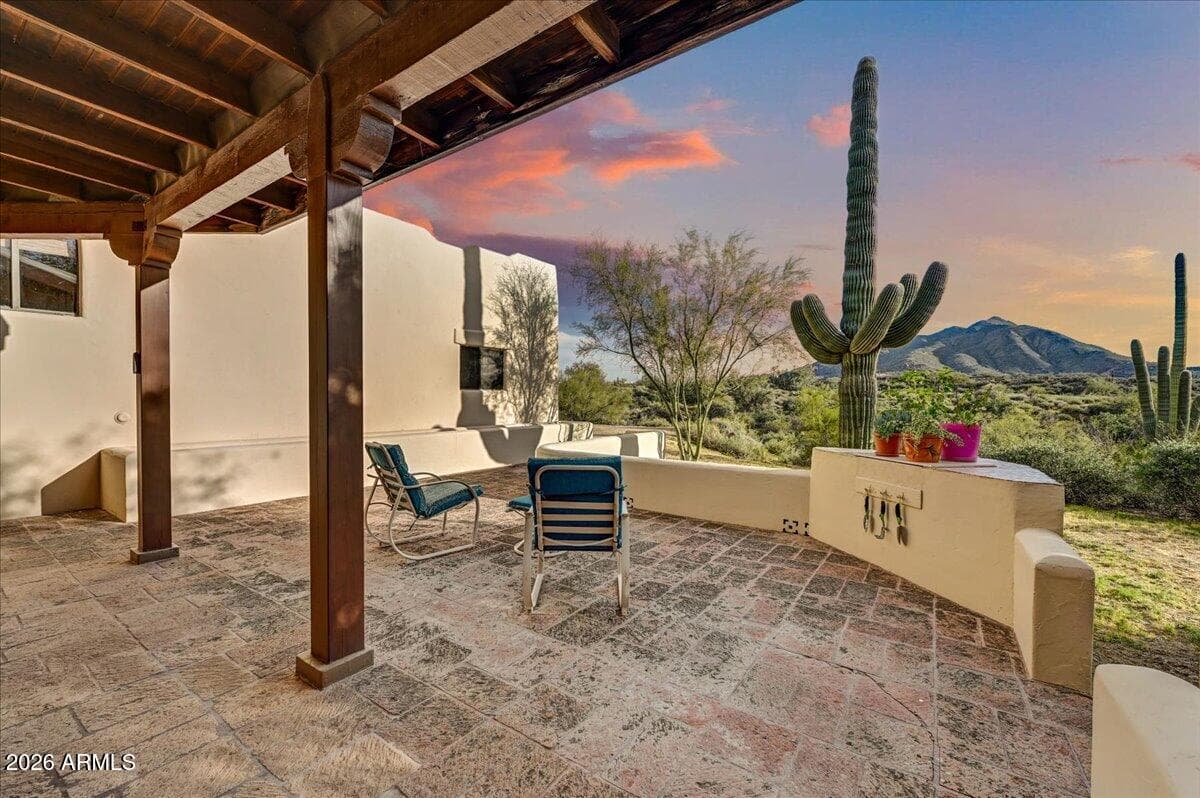 39258 N Ridgeway Dr — photo 2