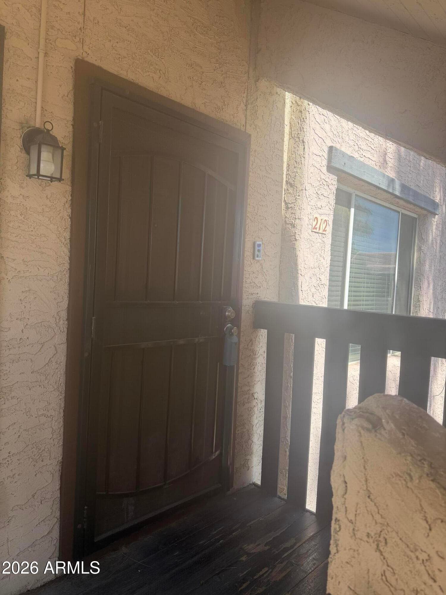 1927 E Hampton Ave 212 — photo 1