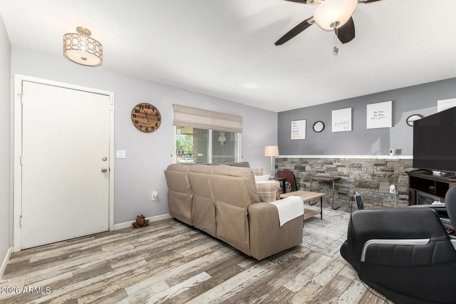 10212 W ROYAL OAK RD - See more photos