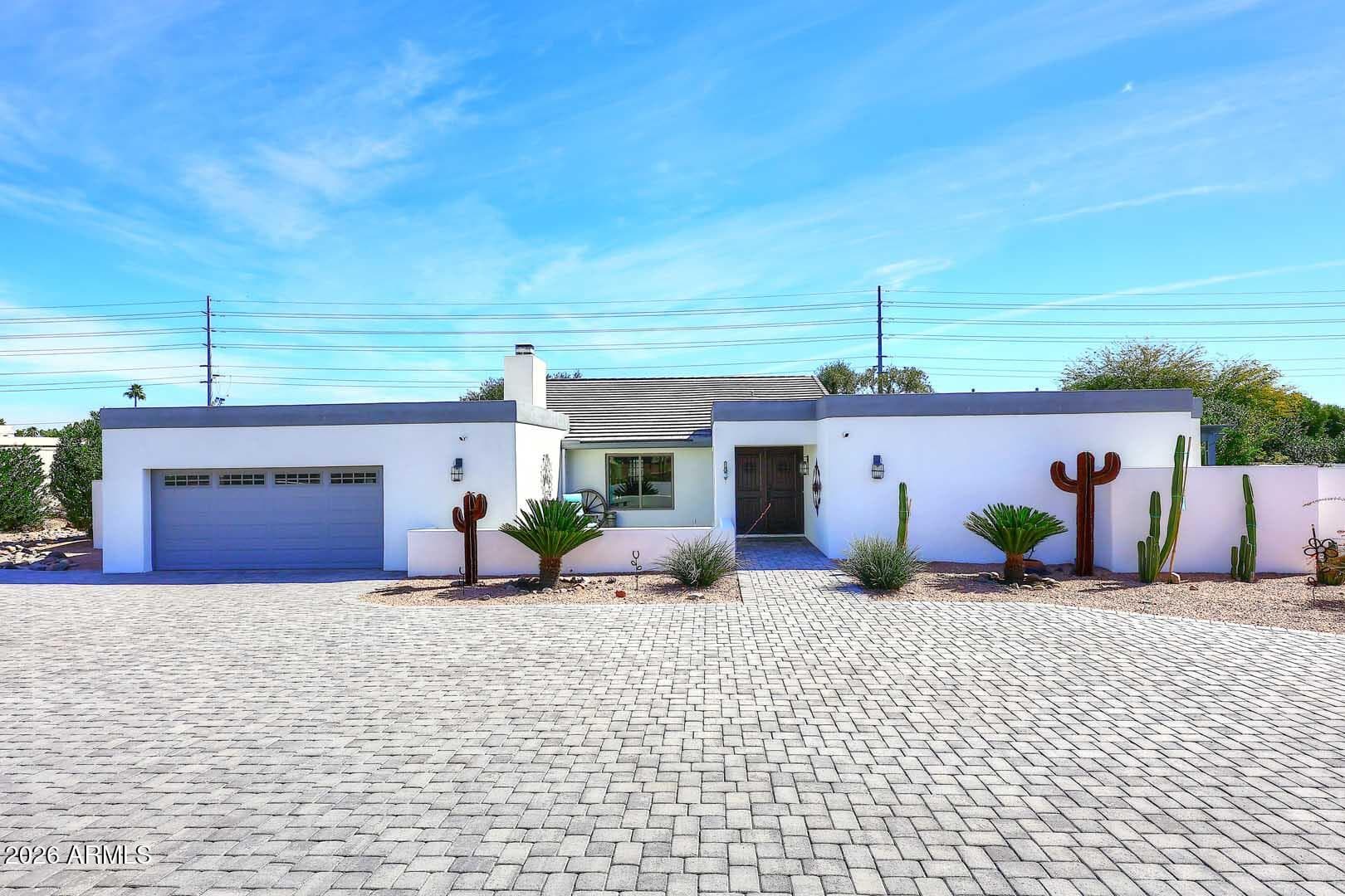 4641 E Mountain View Rd — photo 2