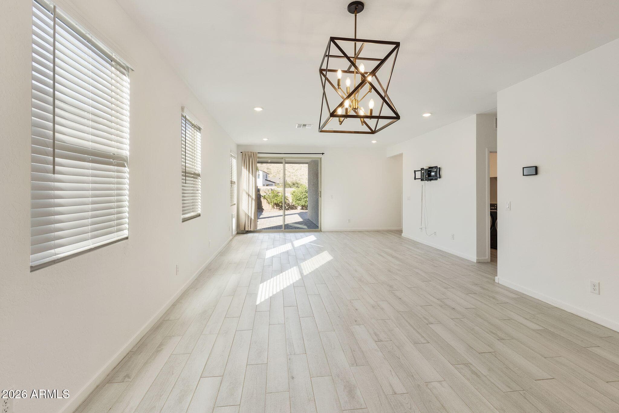 33908 N Beeblossom Trail — photo 2