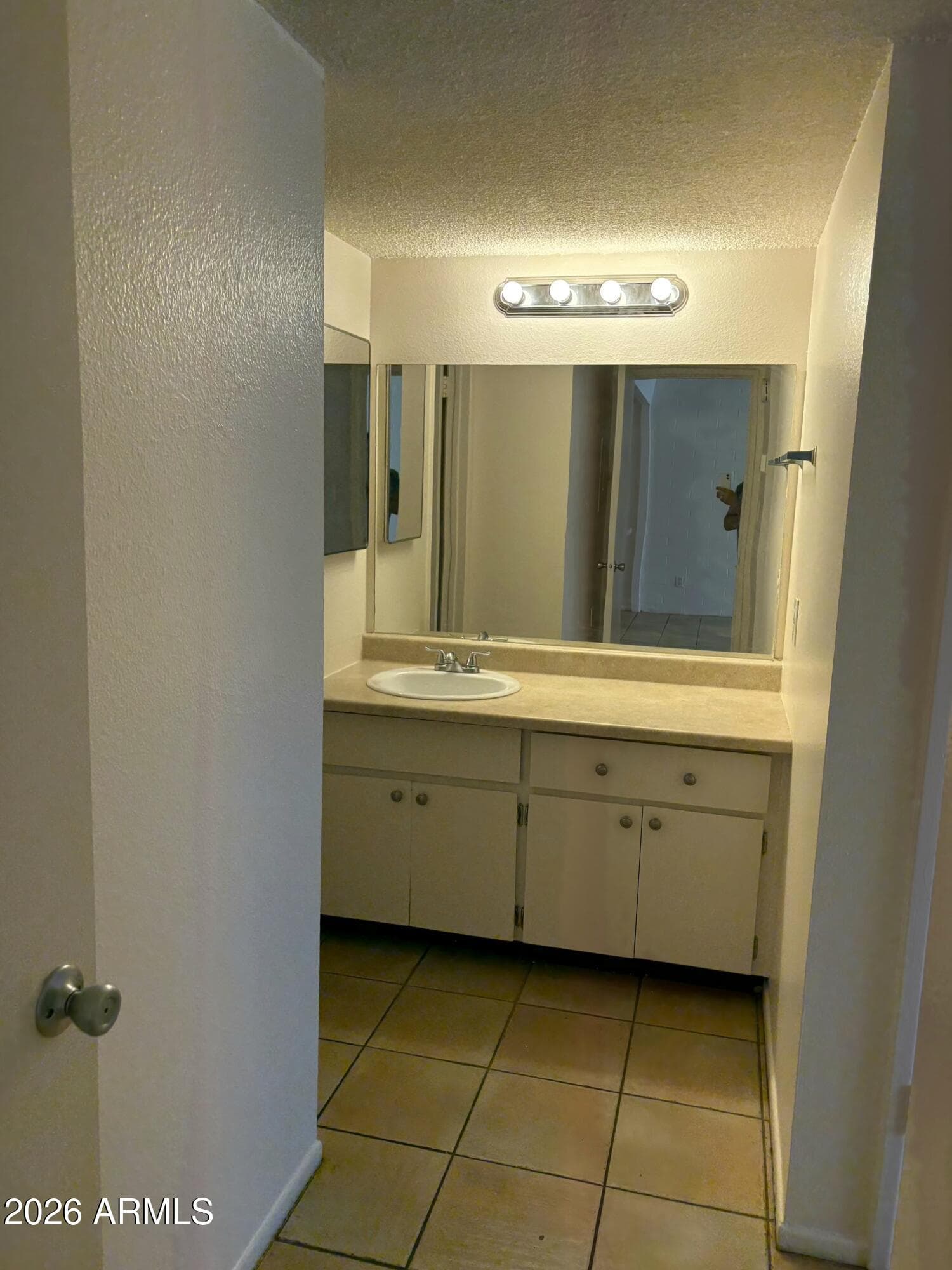 1701 W TUCKEY LN - Photo 5