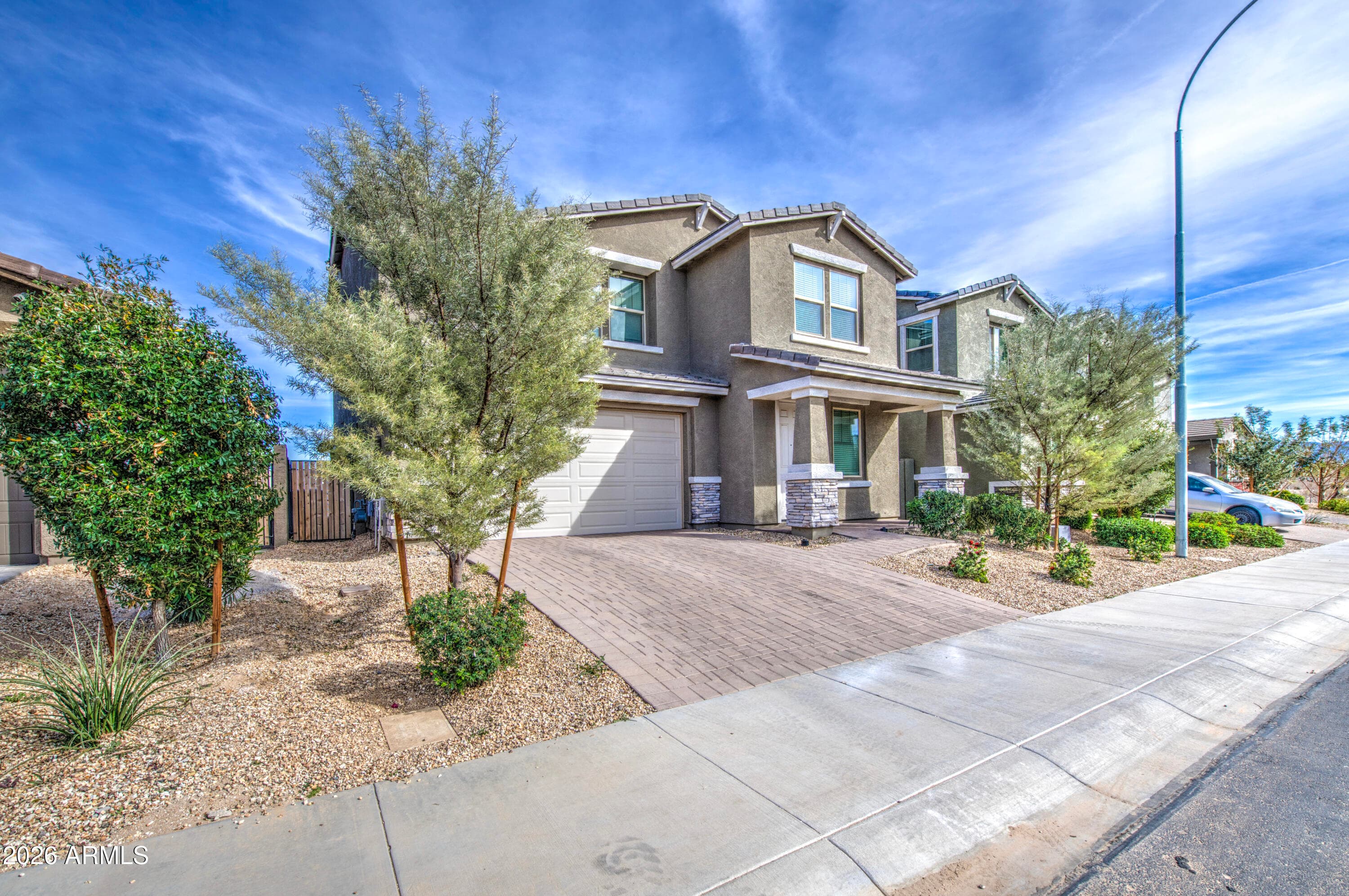 4617 S 108TH AVE - Photo 2