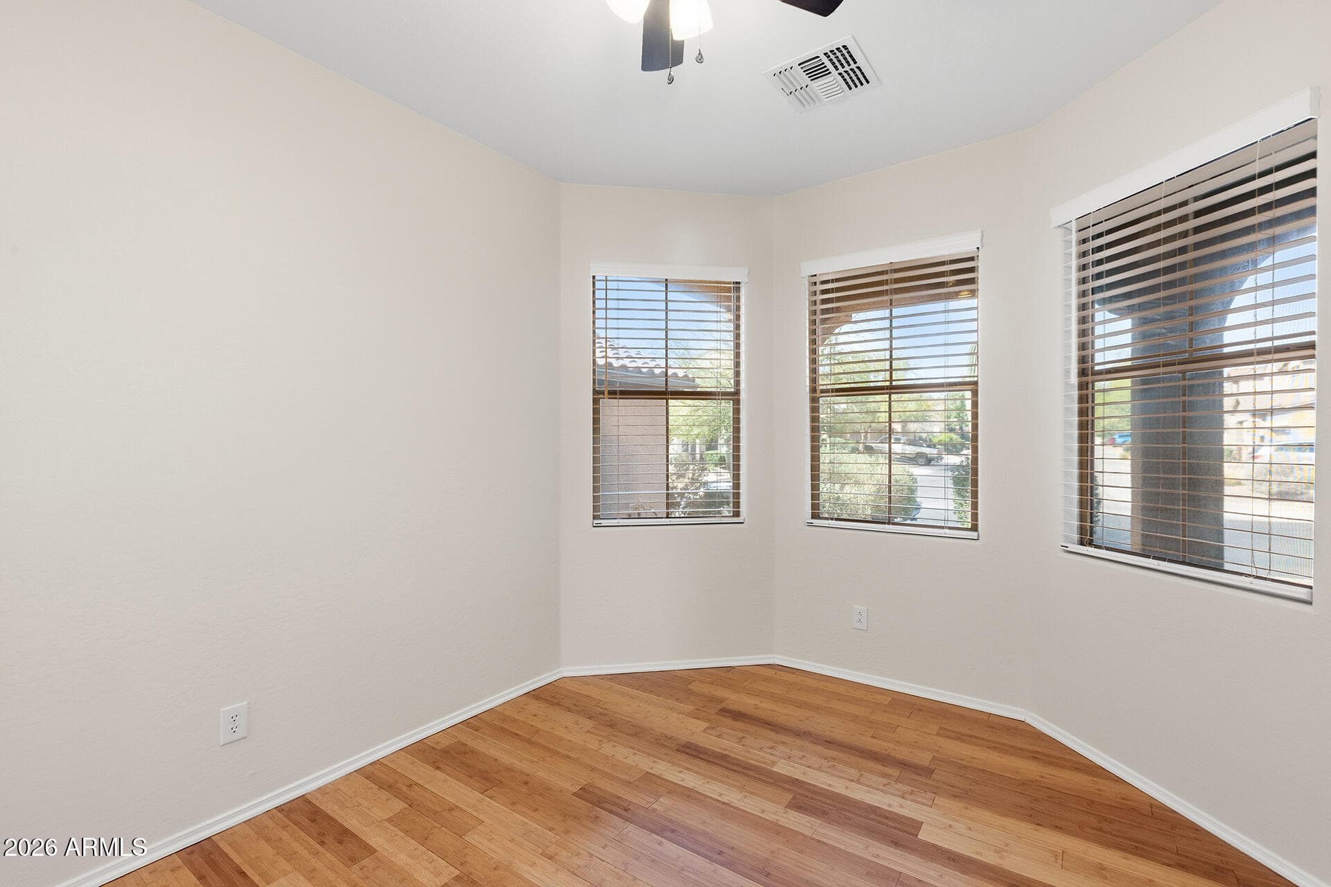 42723 N 43rd Dr — photo 2