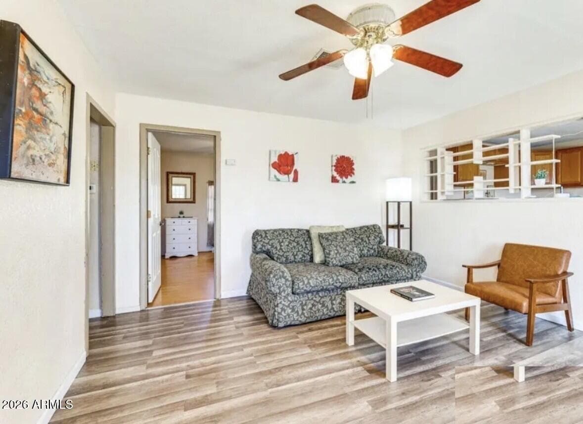 612 W Porphyry St — photo 2