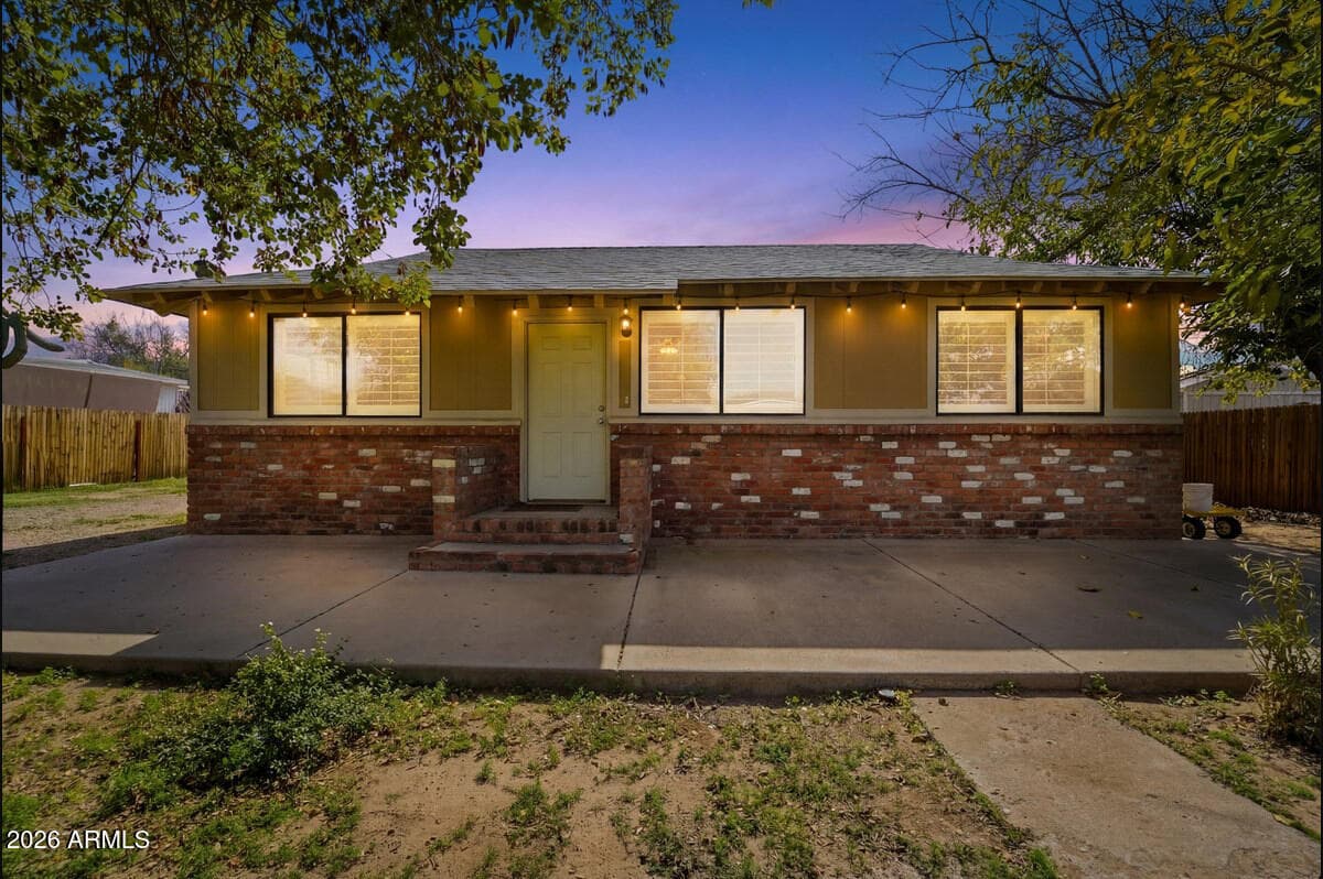 19361 E Spencer St — photo 1