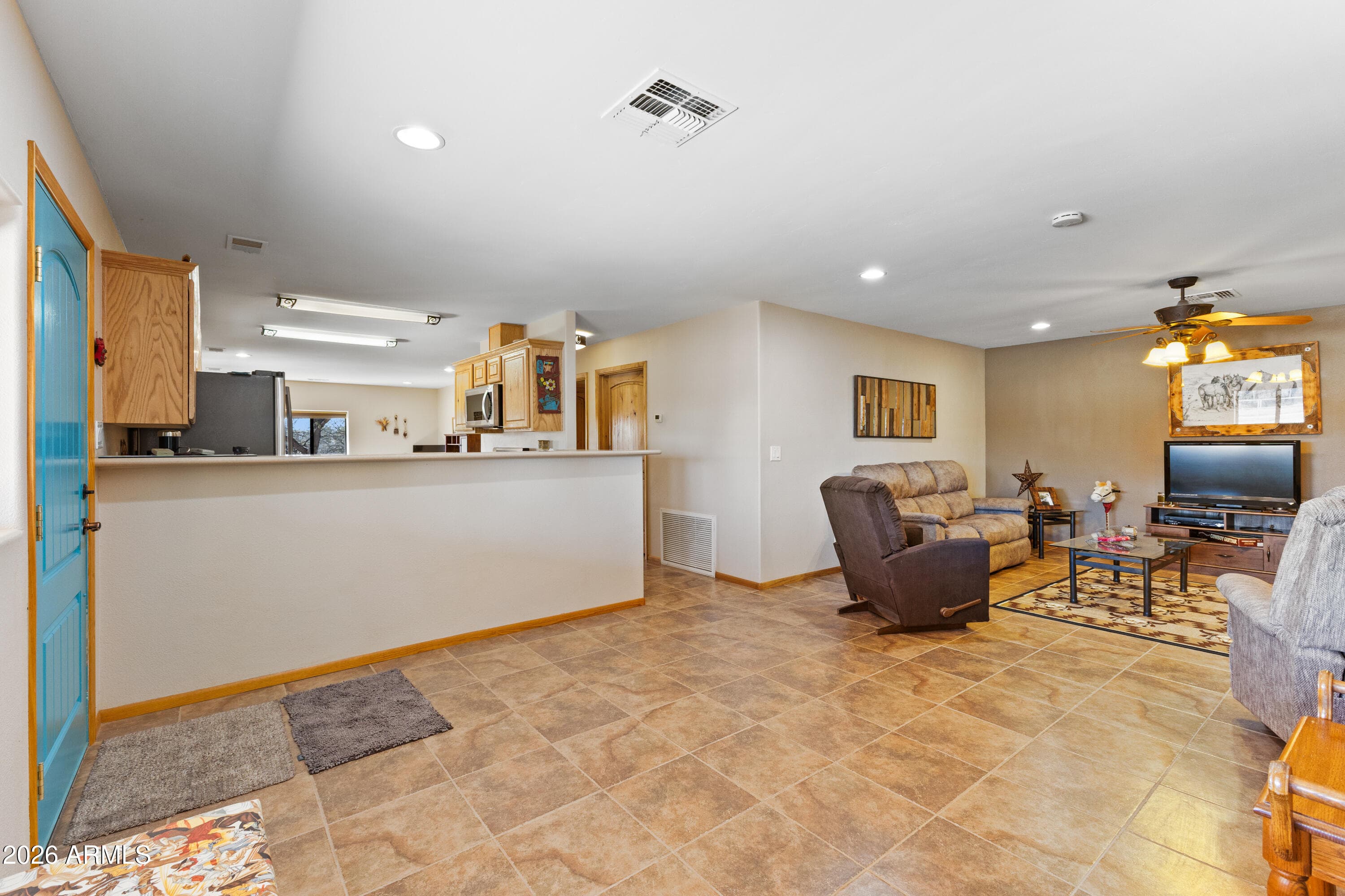 20526 W CARVER RD - Photo 4