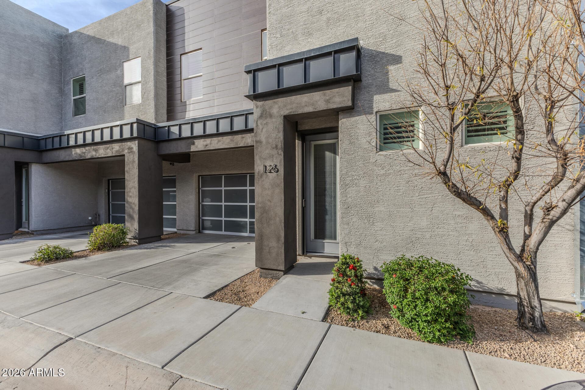 2315 E PINCHOT AVE - Photo 3