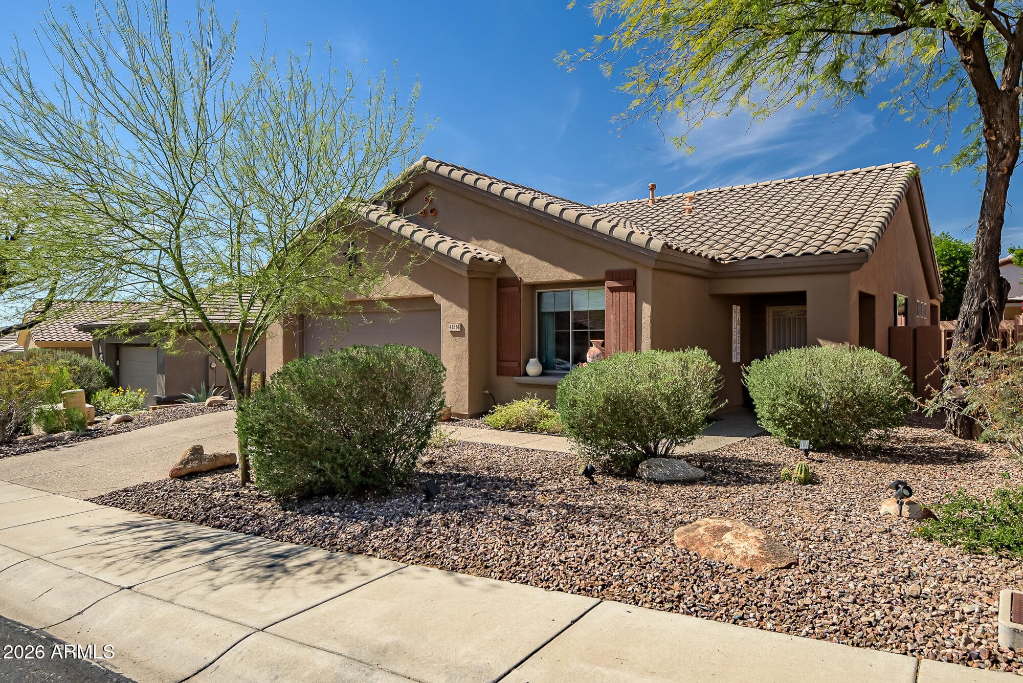 41314 N Rolling Green Way — photo 1