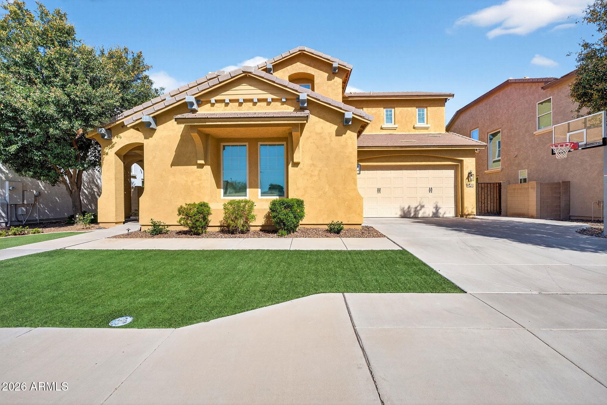 2926 E Wyatt Way — photo 1