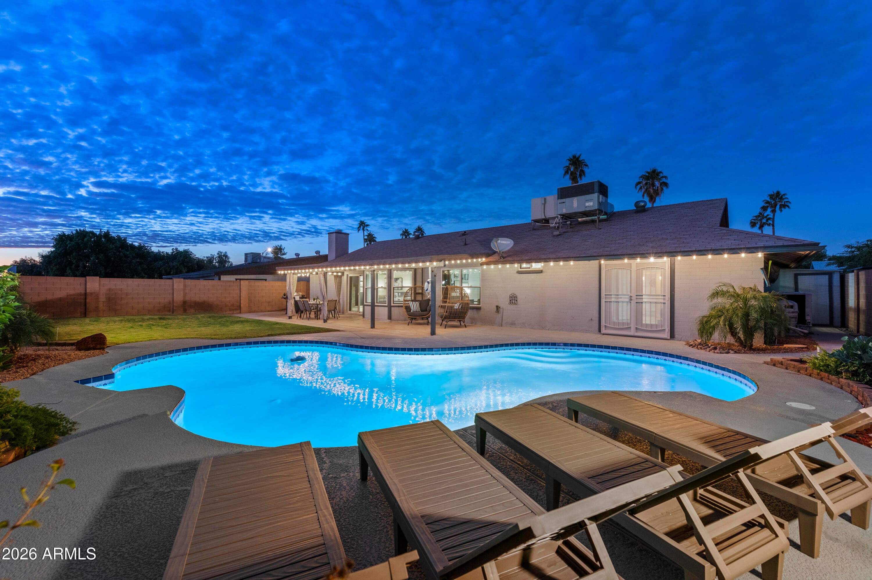 4145 W Meadow Dr — photo 1