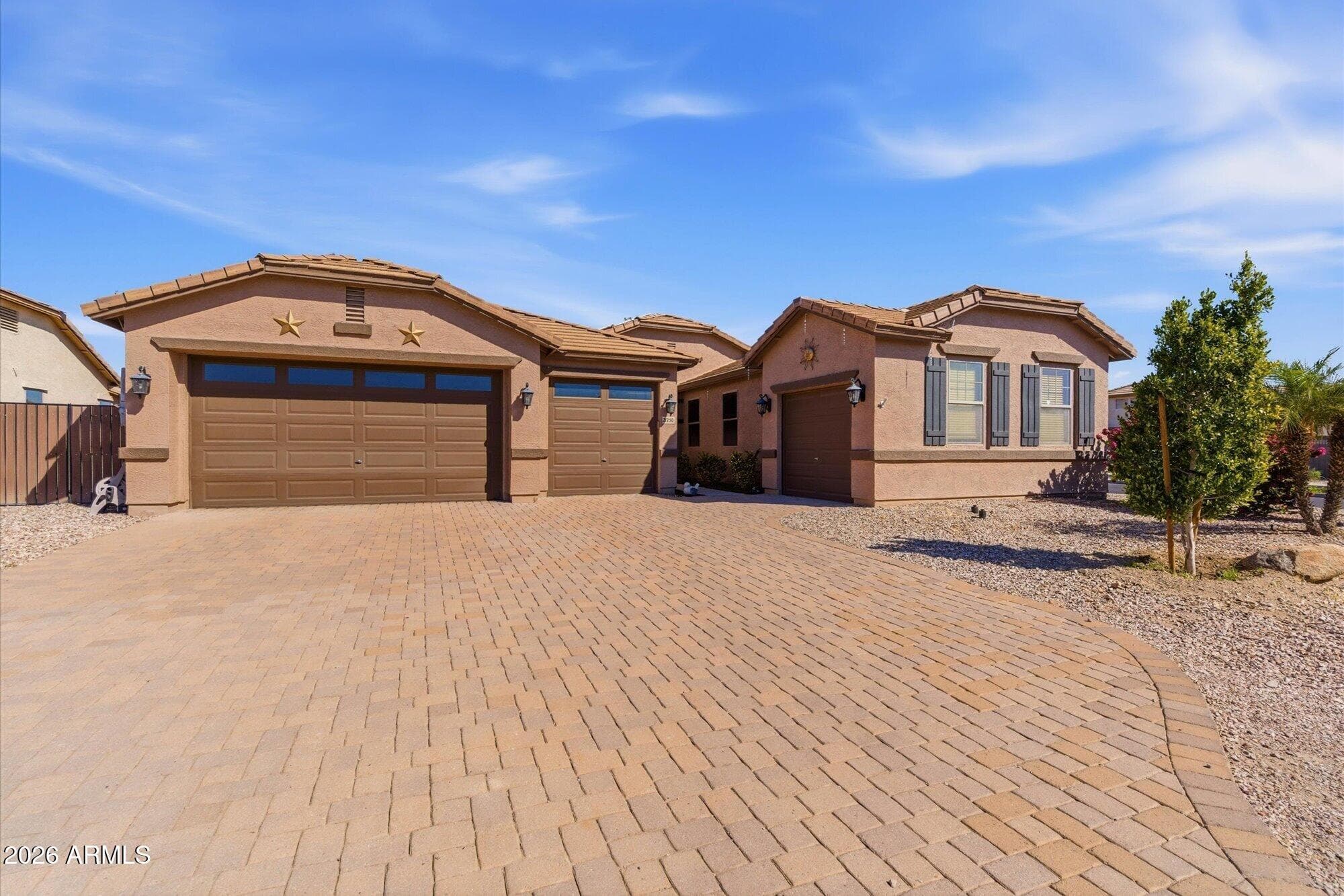 22250 W Ashleigh Marie Dr — photo 1