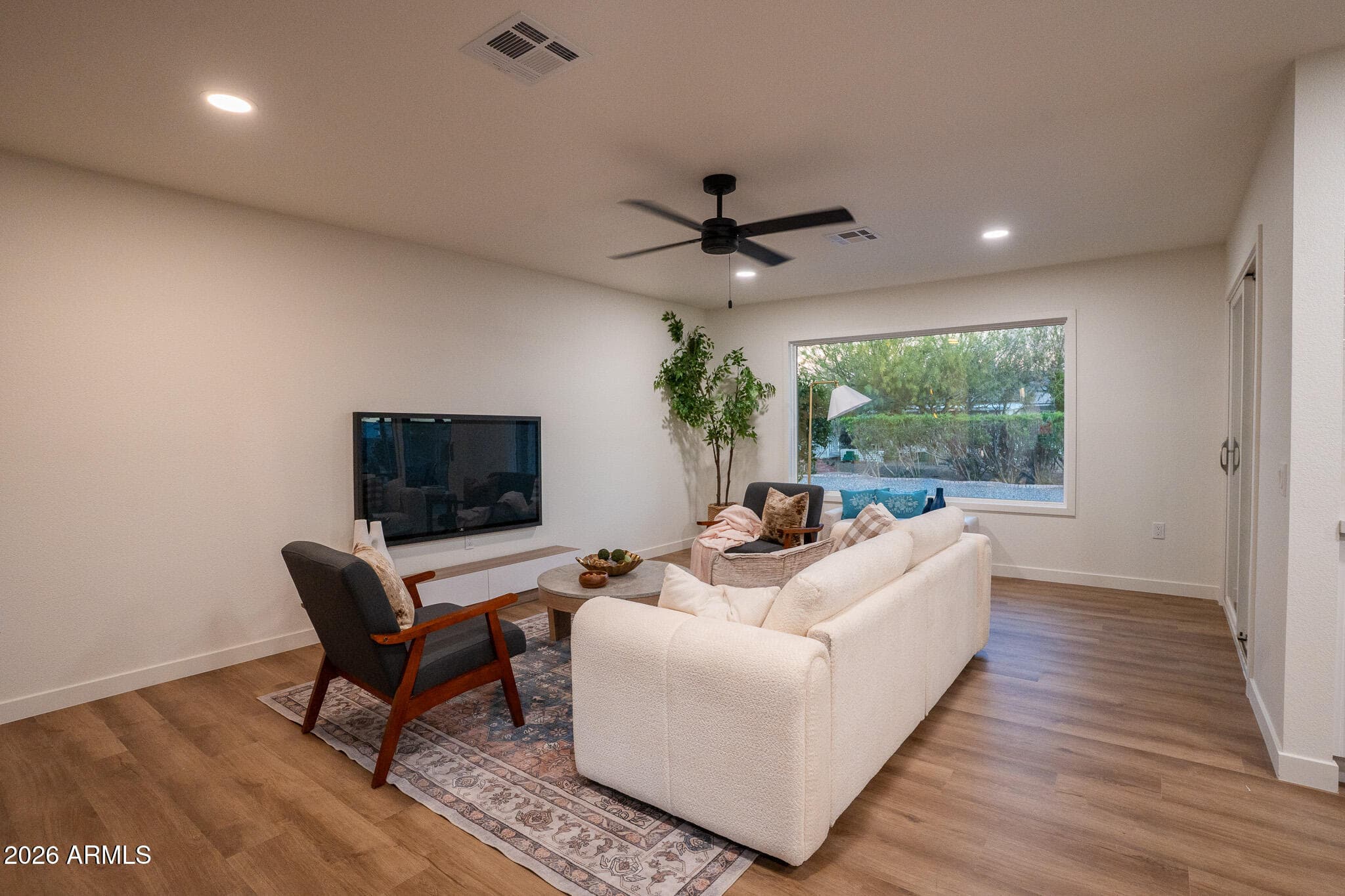 19617 N WILLOWCREEK CIRCLE - Photo 3