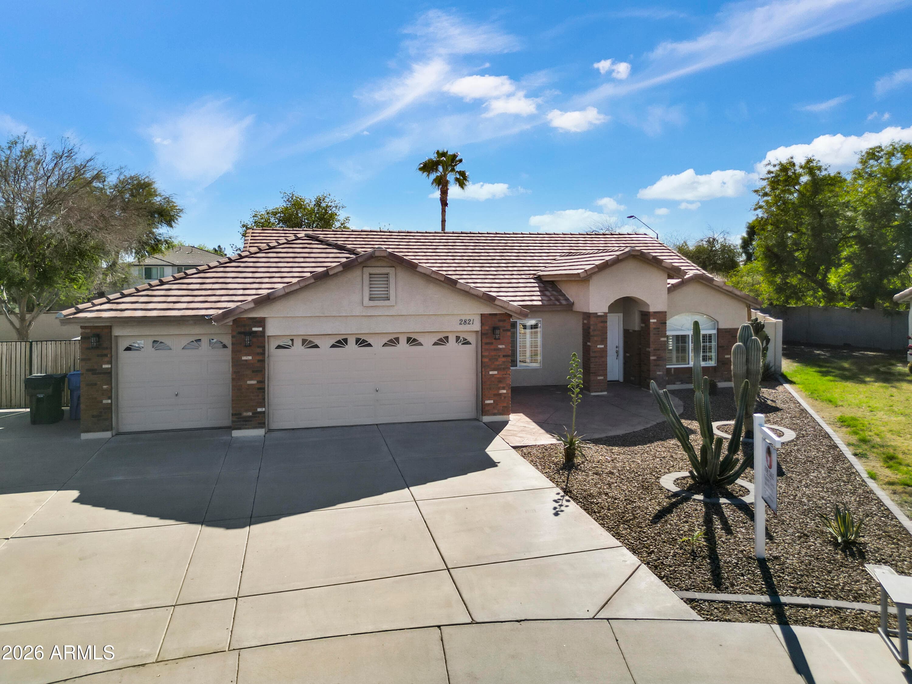 2821 E Morgan Ct — photo 2
