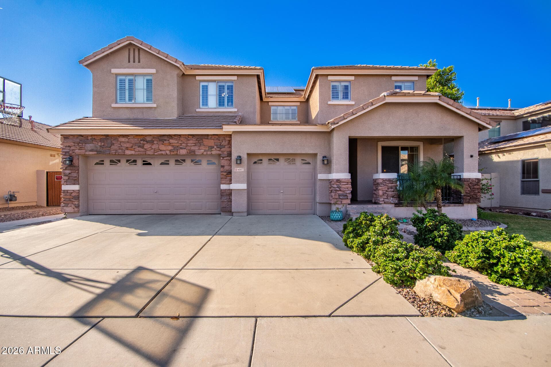 6007 W Charlotte Dr — photo 1