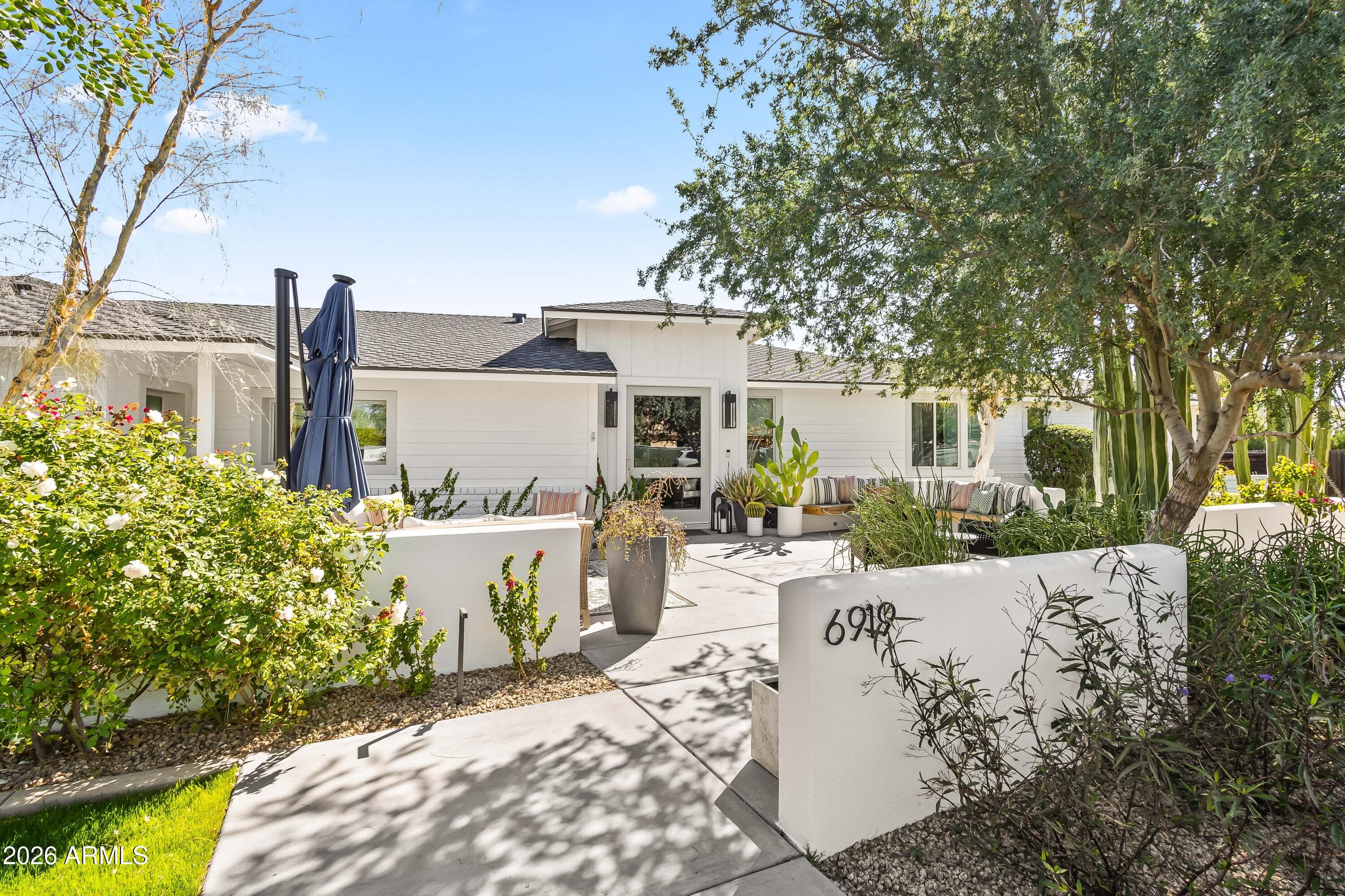 6919 E Vista Dr — photo 2