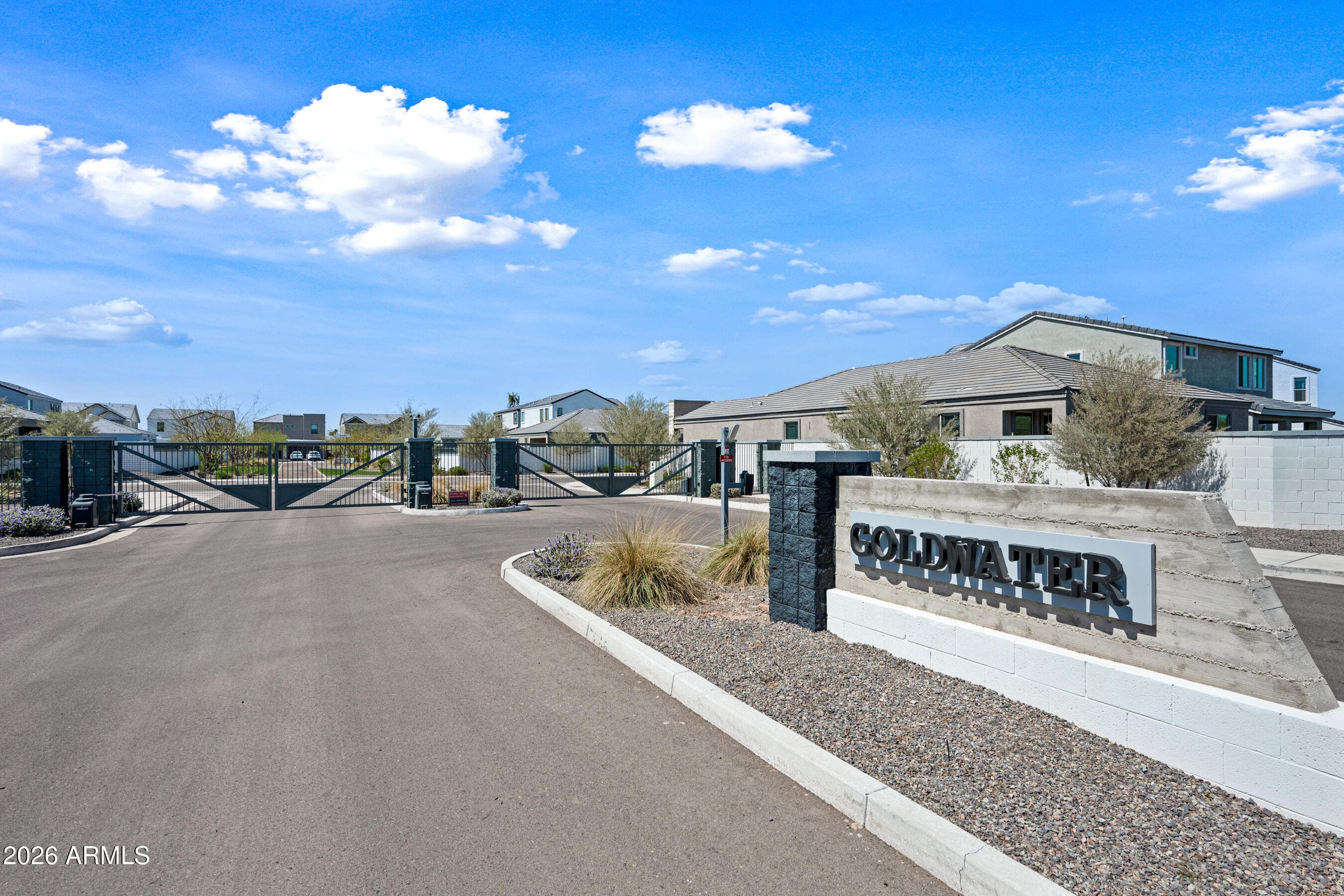 2323 E Levi Dr — photo 1