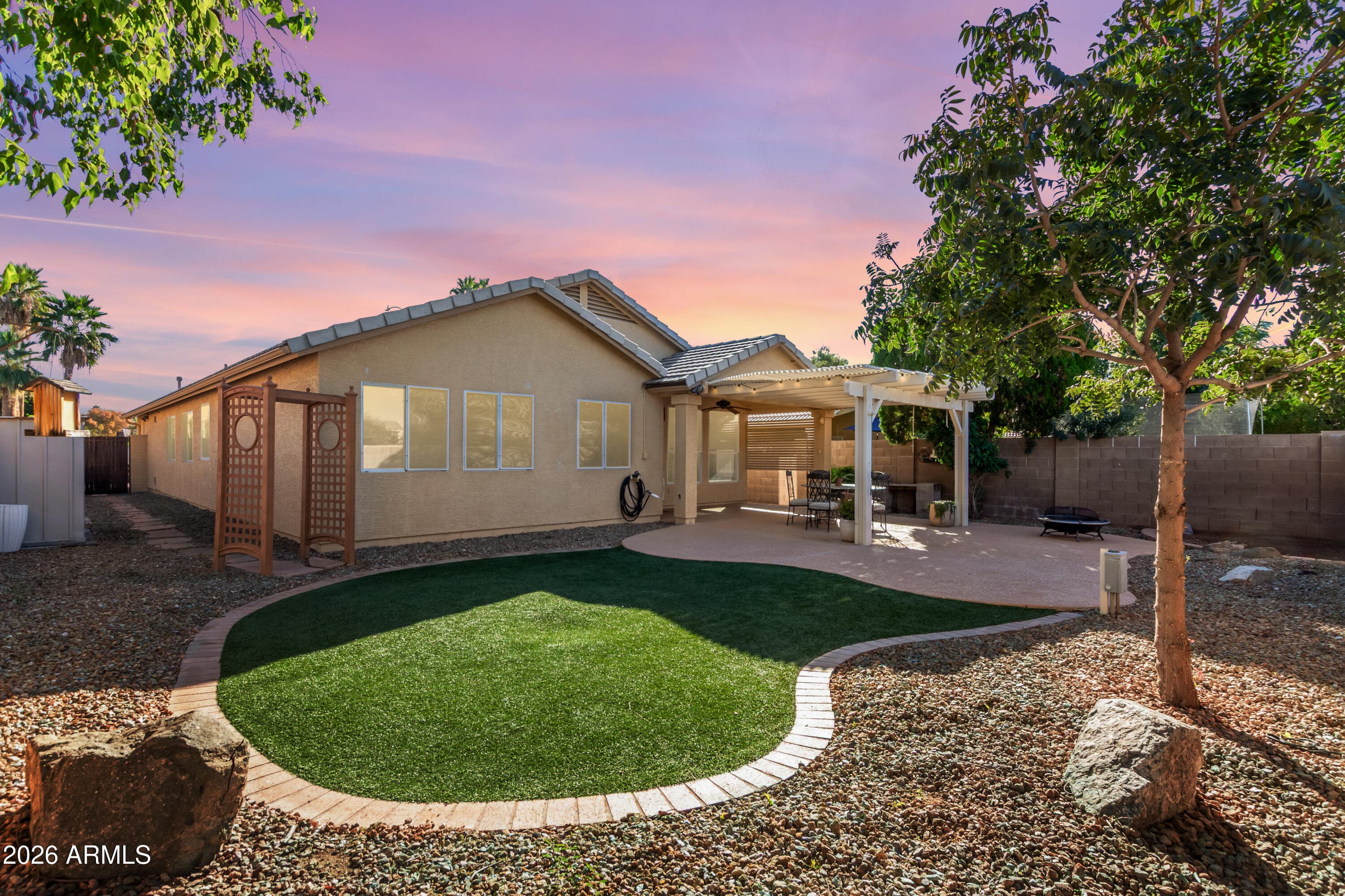 2962 S Seymour -- — photo 1