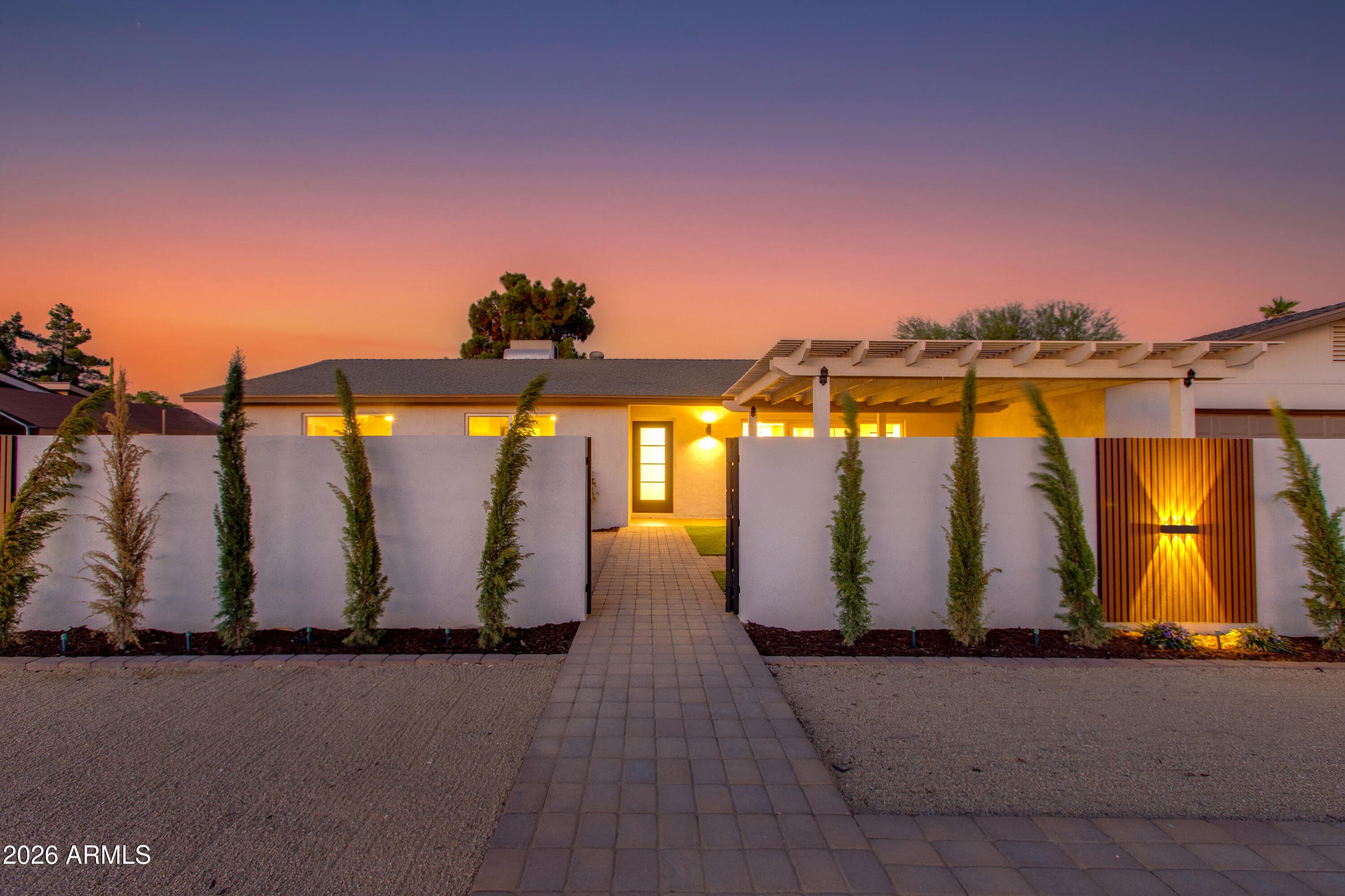 11841 N 24th St — photo 1