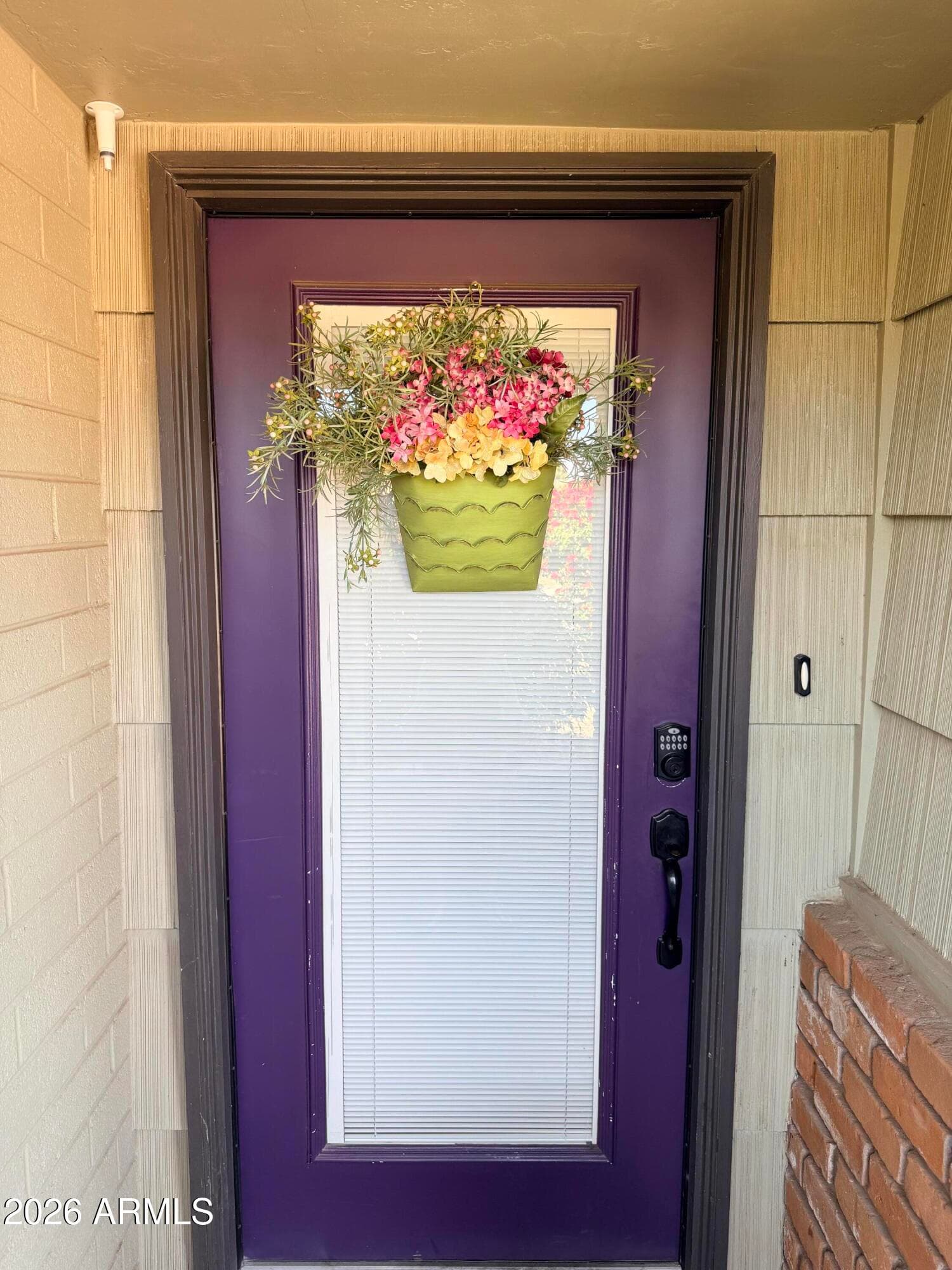 1601 W Lamar Rd — photo 2