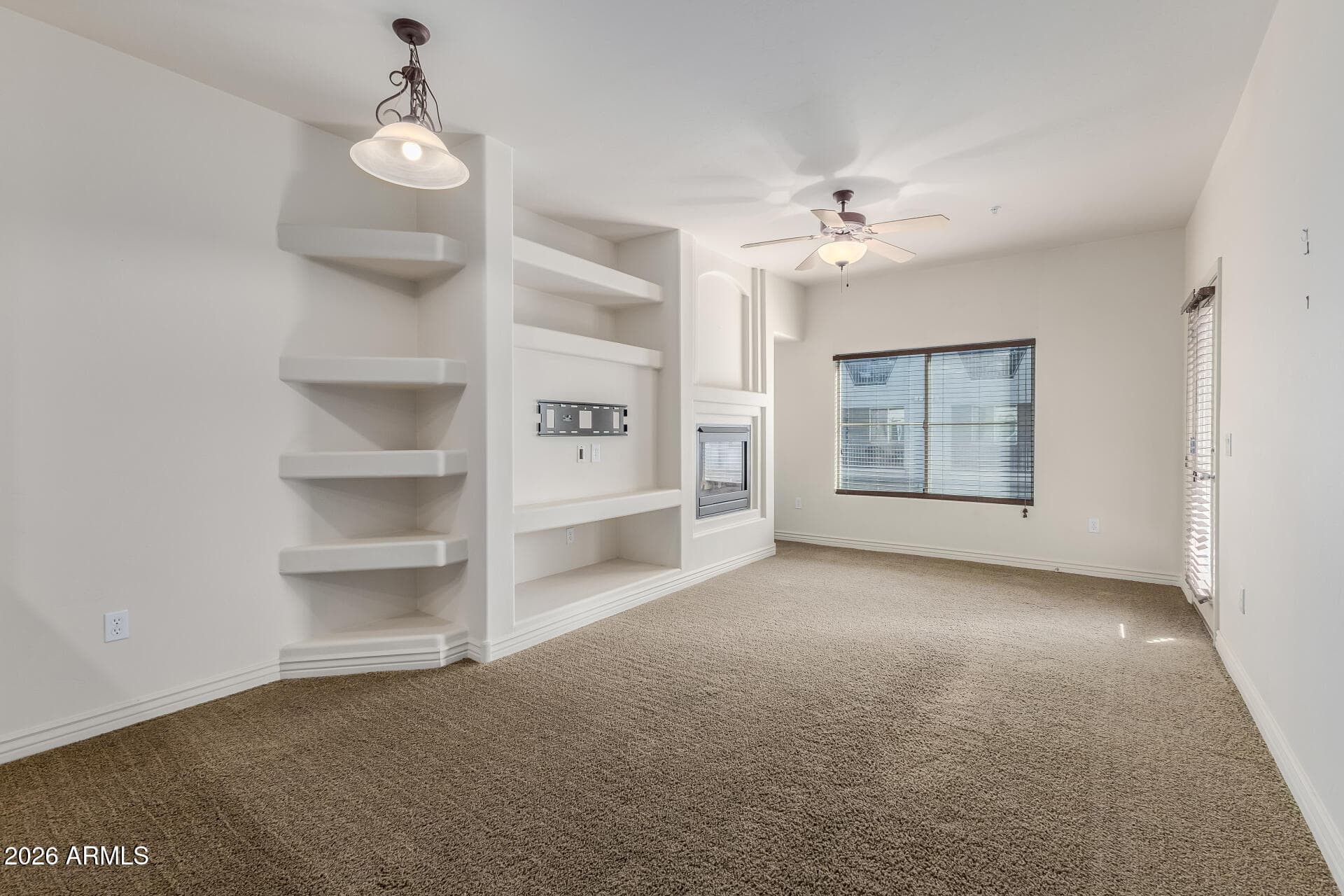 5450 E Deer Valley Dr 3019 — photo 2