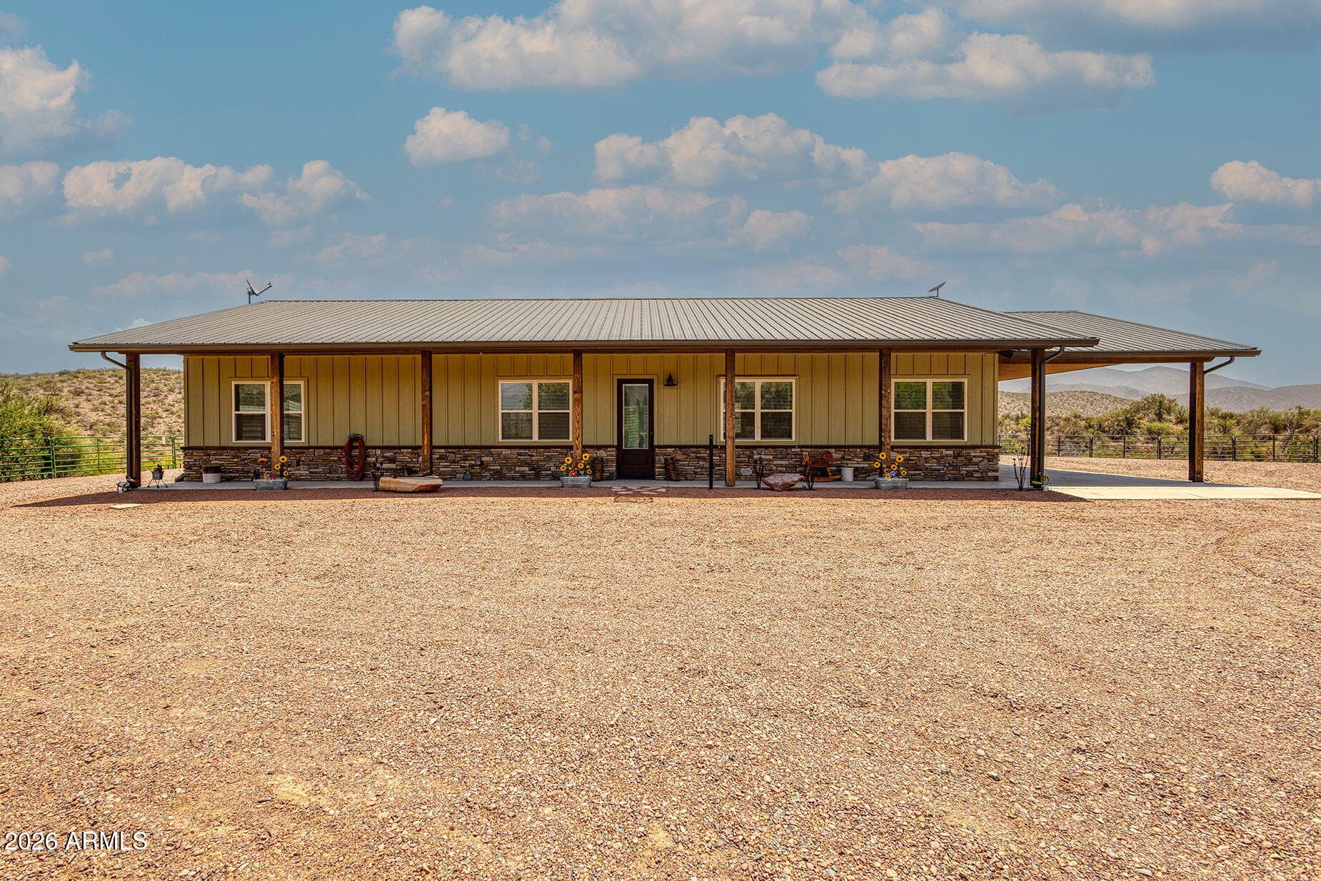 828 N Gun Creek Rd — photo 1