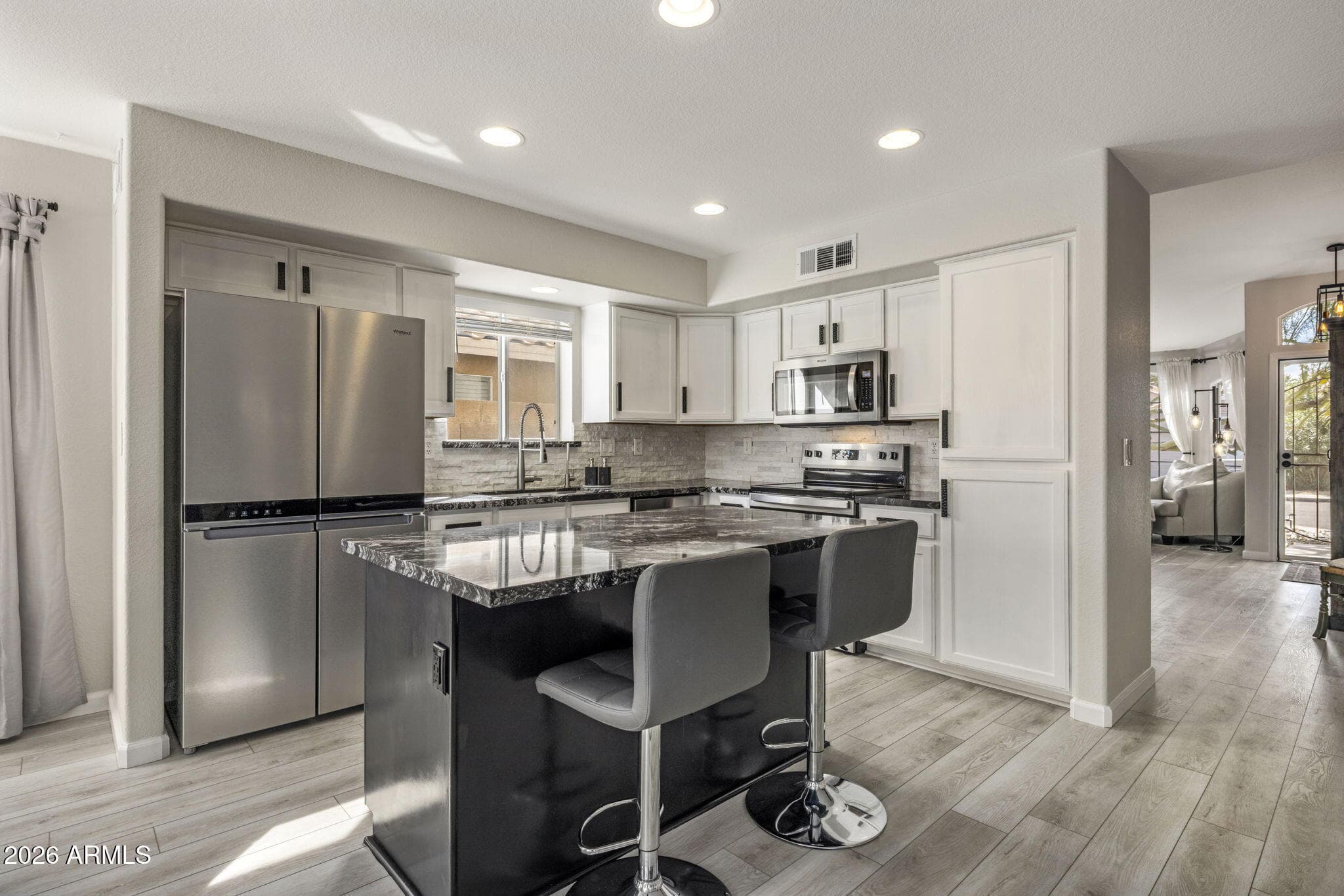 3324 E Brookwood Ct — photo 2