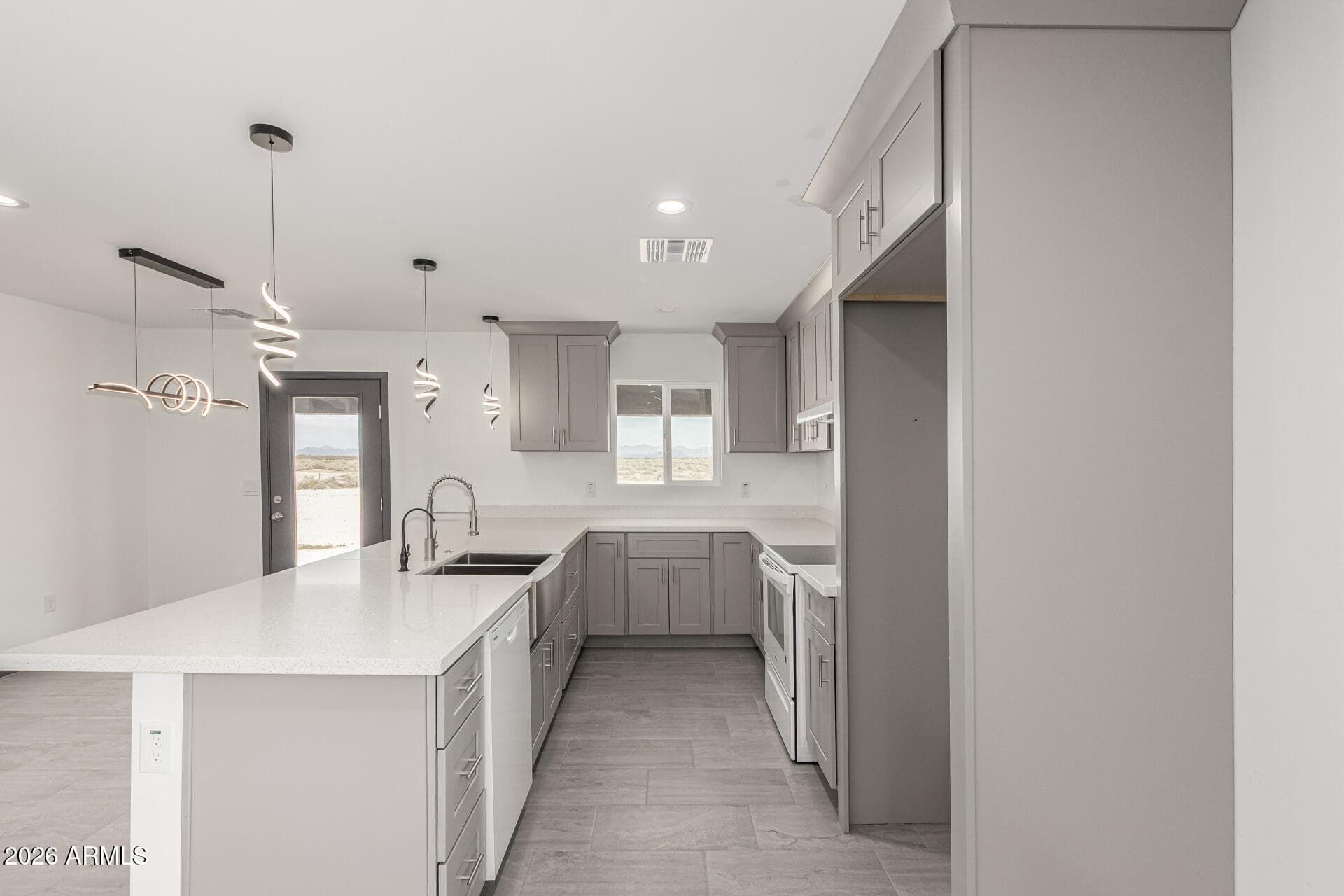 285 N 386TH LN - Photo 4