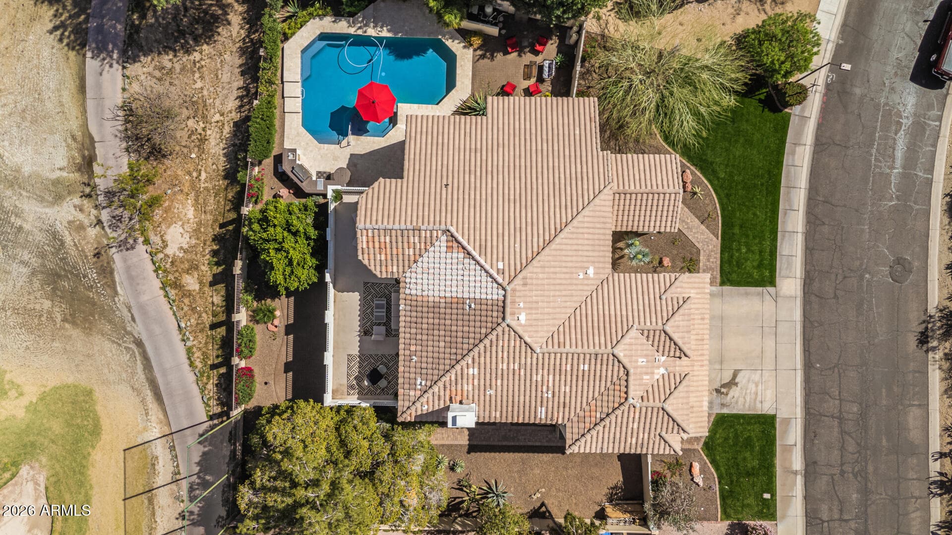 1736 E Silverwood Dr — photo 59