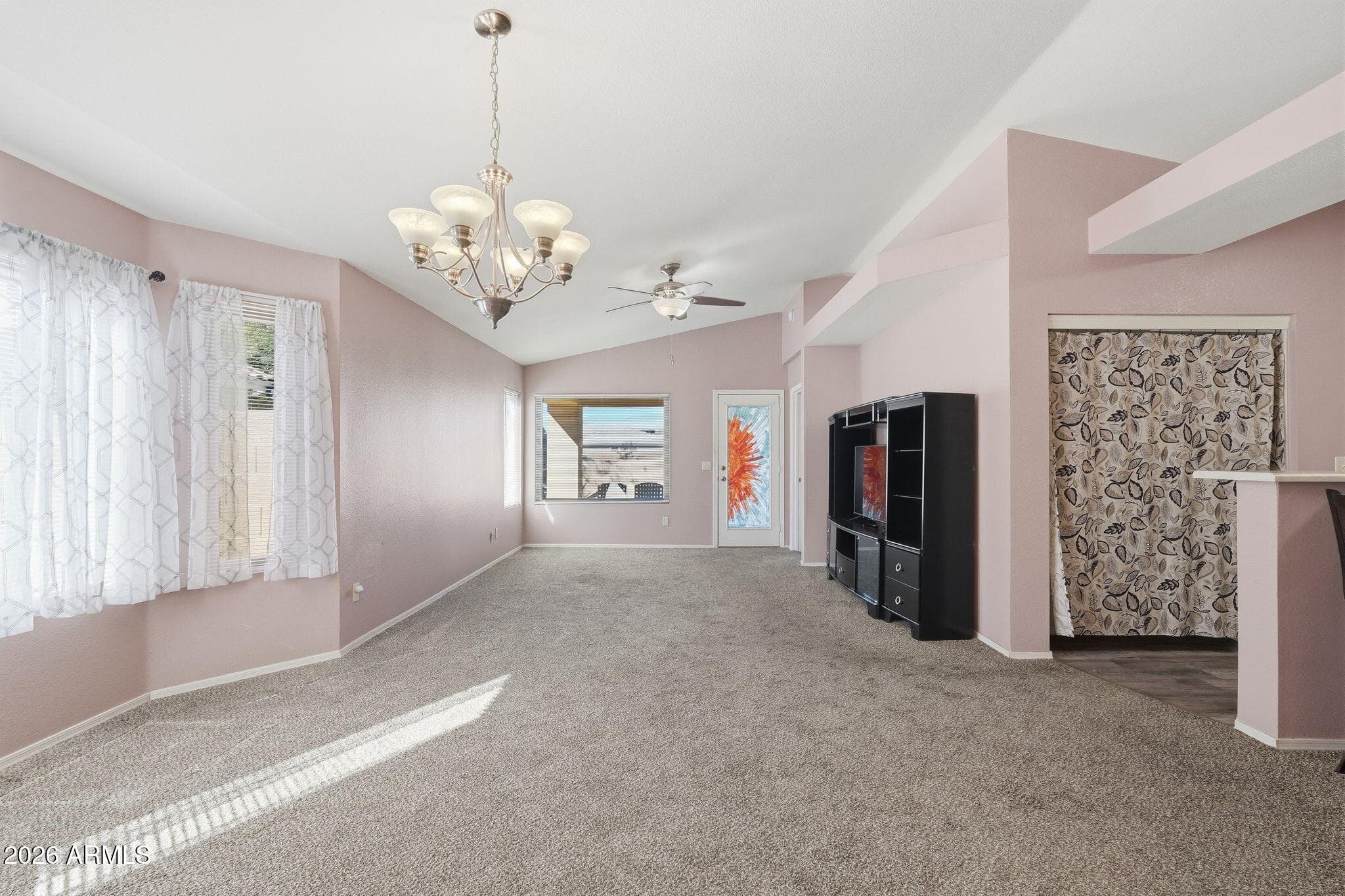 645 W MIRAGE LOOP - Photo 3