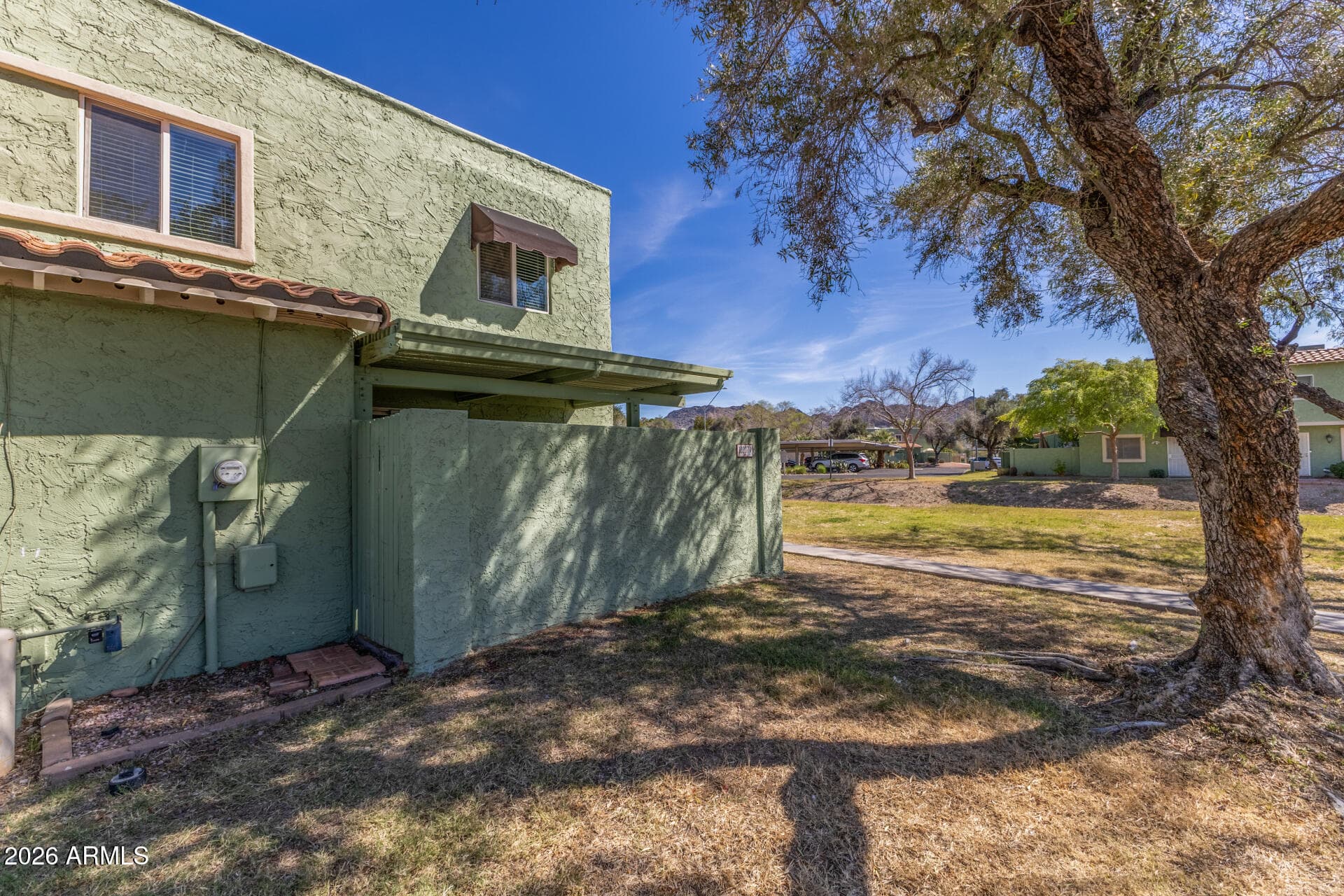 10207 N 8th St A — photo 1