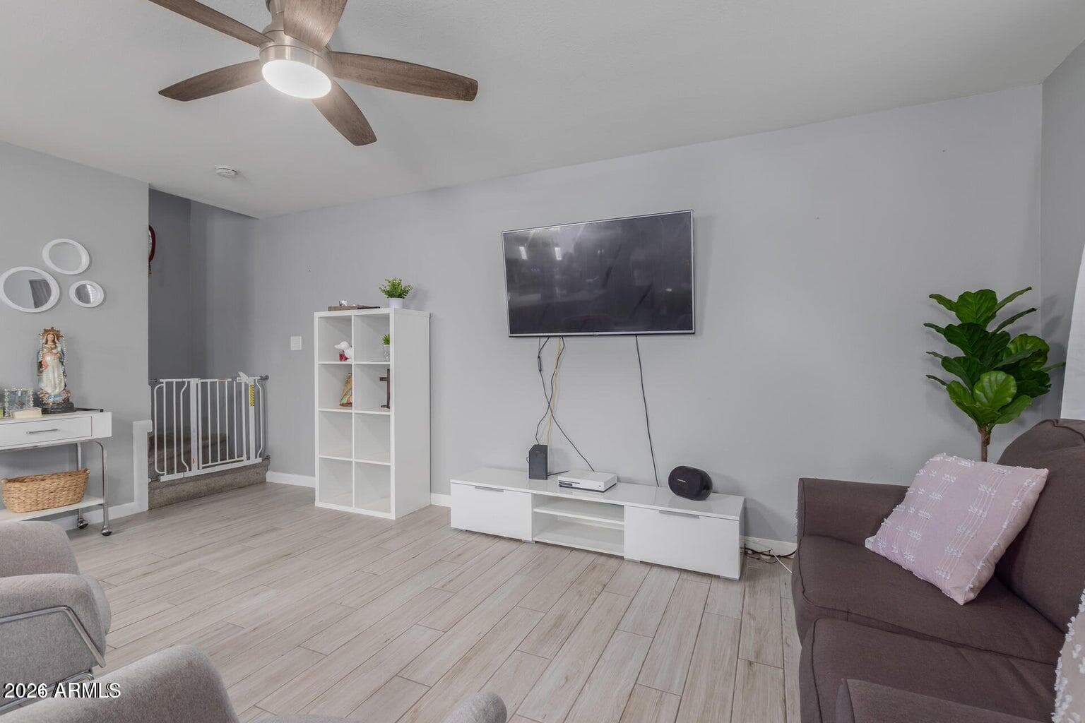 4759 E BELLEVIEW ST - Photo 3