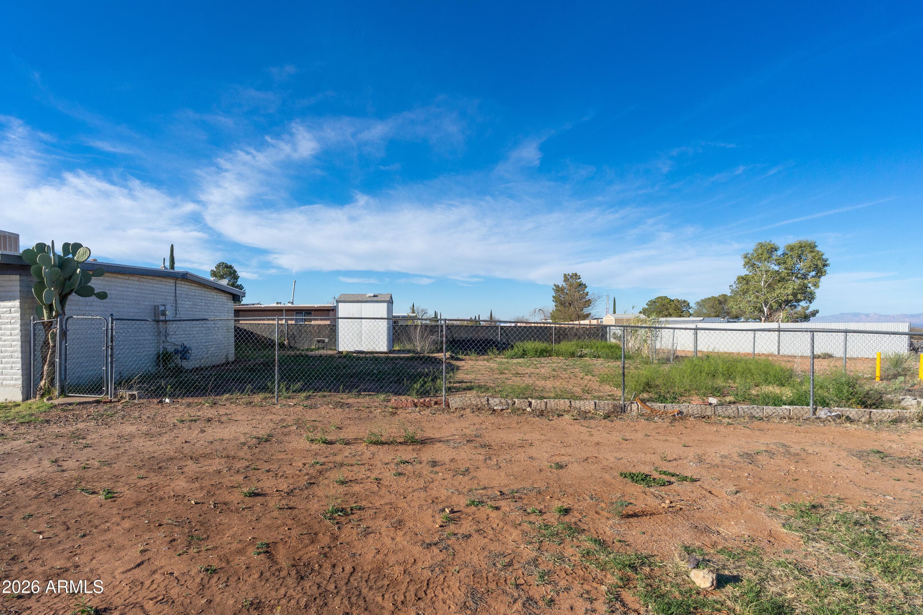 702 N Skyline Dr — photo 51
