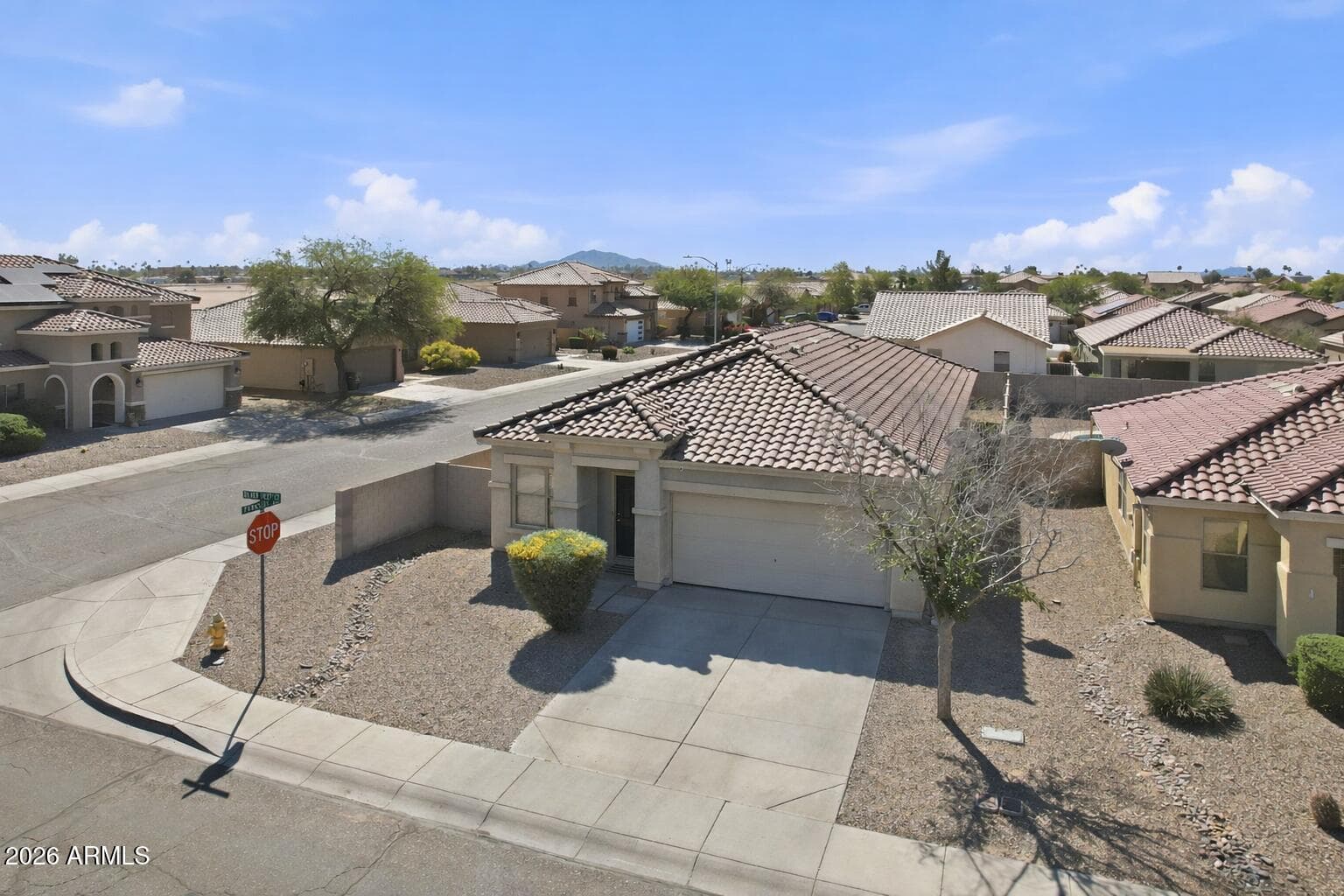 575 W Silver Reef Ct — photo 1