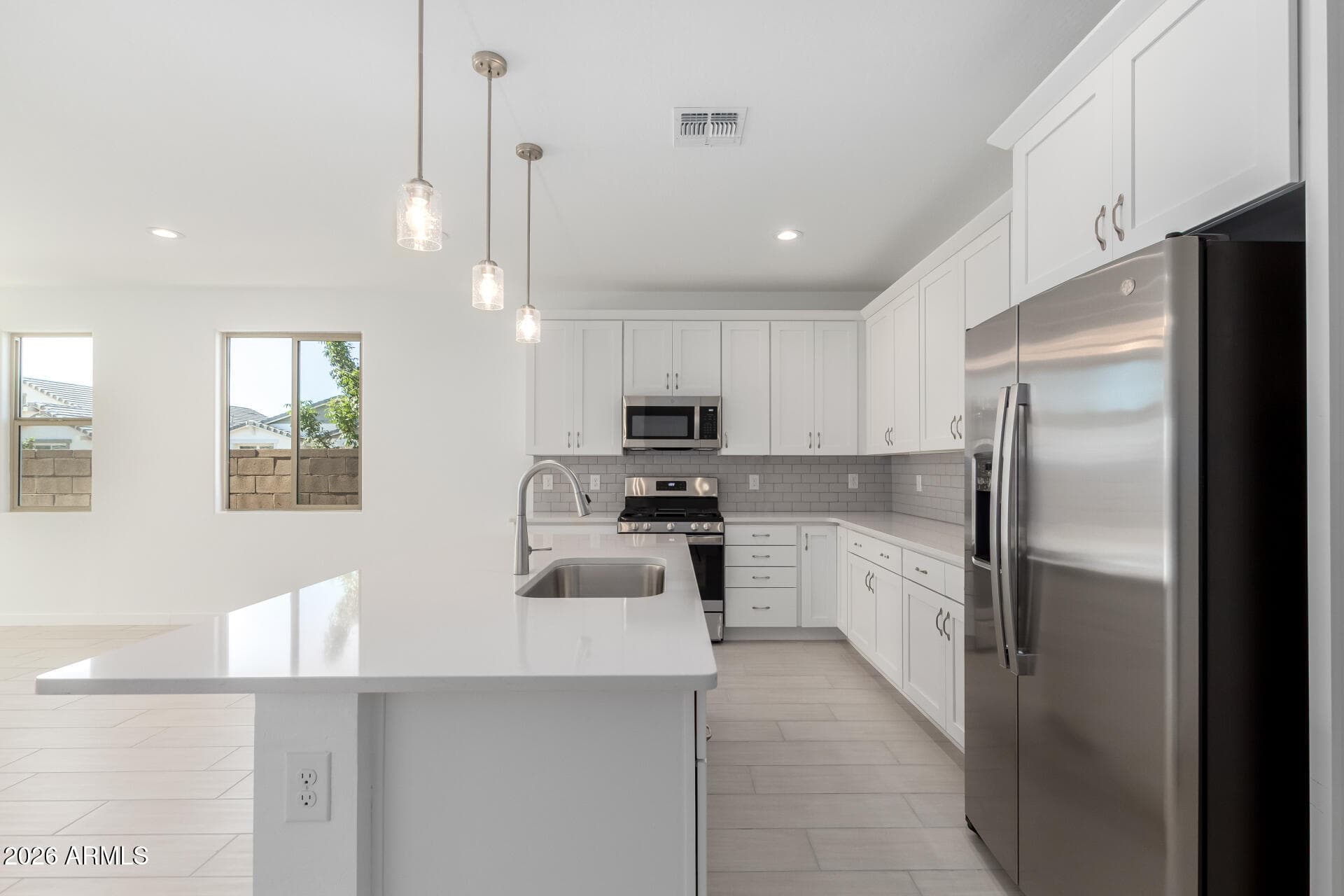 5447 W Manzanita Dr — photo 2