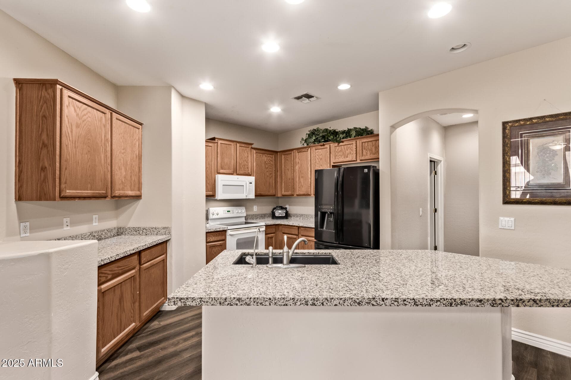 3806 E Packard Dr — photo 2