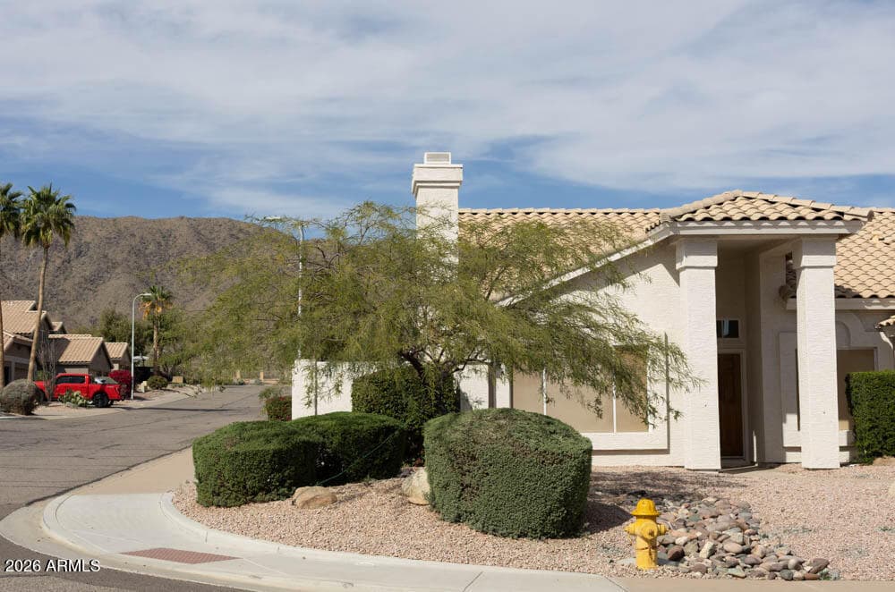 1442 W Mountain Sky Ave — photo 2