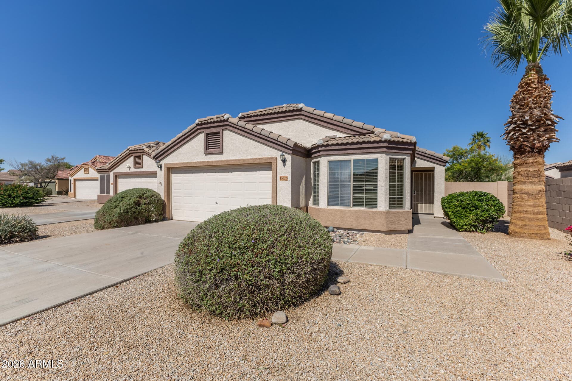 15526 W Lisbon Ln — photo 30