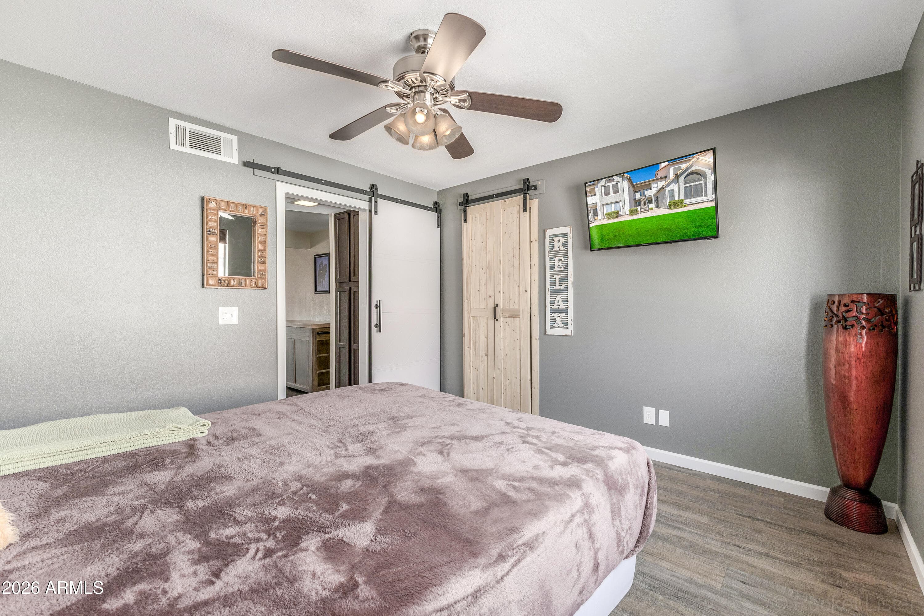 19820 N 13TH AVE - Photo 5