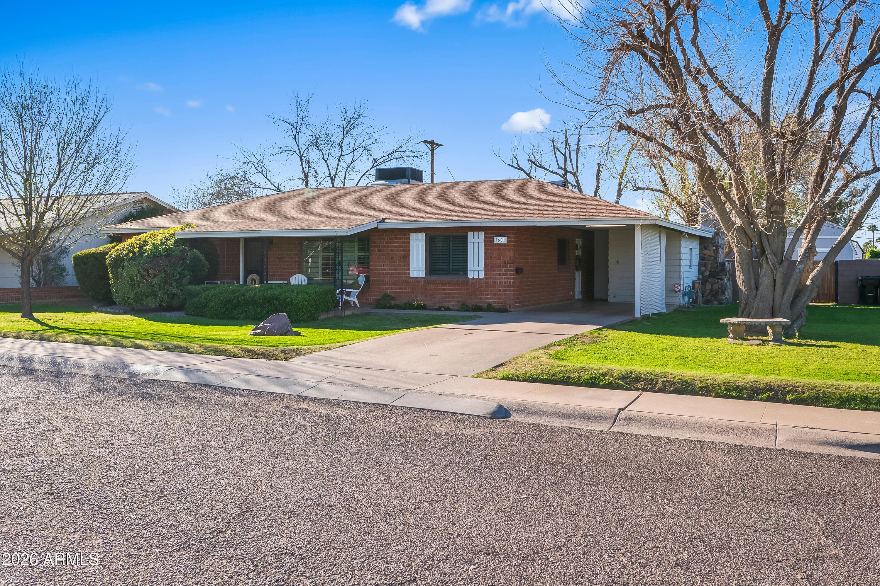 3601 E Fairmount Ave — photo 1