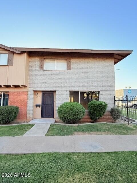 4331 W Lamar Rd — photo 1